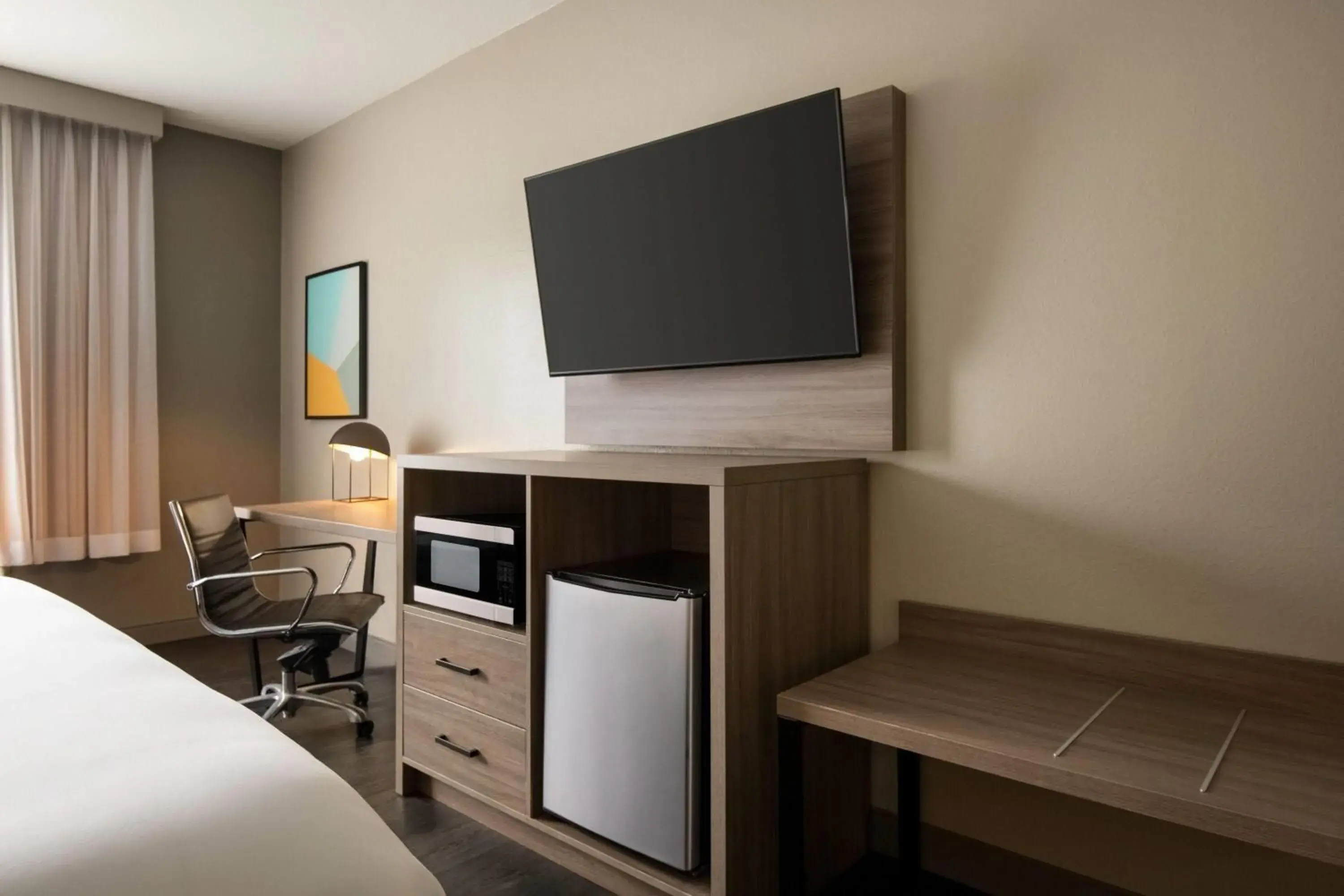 King Room - Non-Smoking in La Quinta by Wyndham Montgomery King Room - Non-Smoking in La Quinta by Wyndham Montgomery