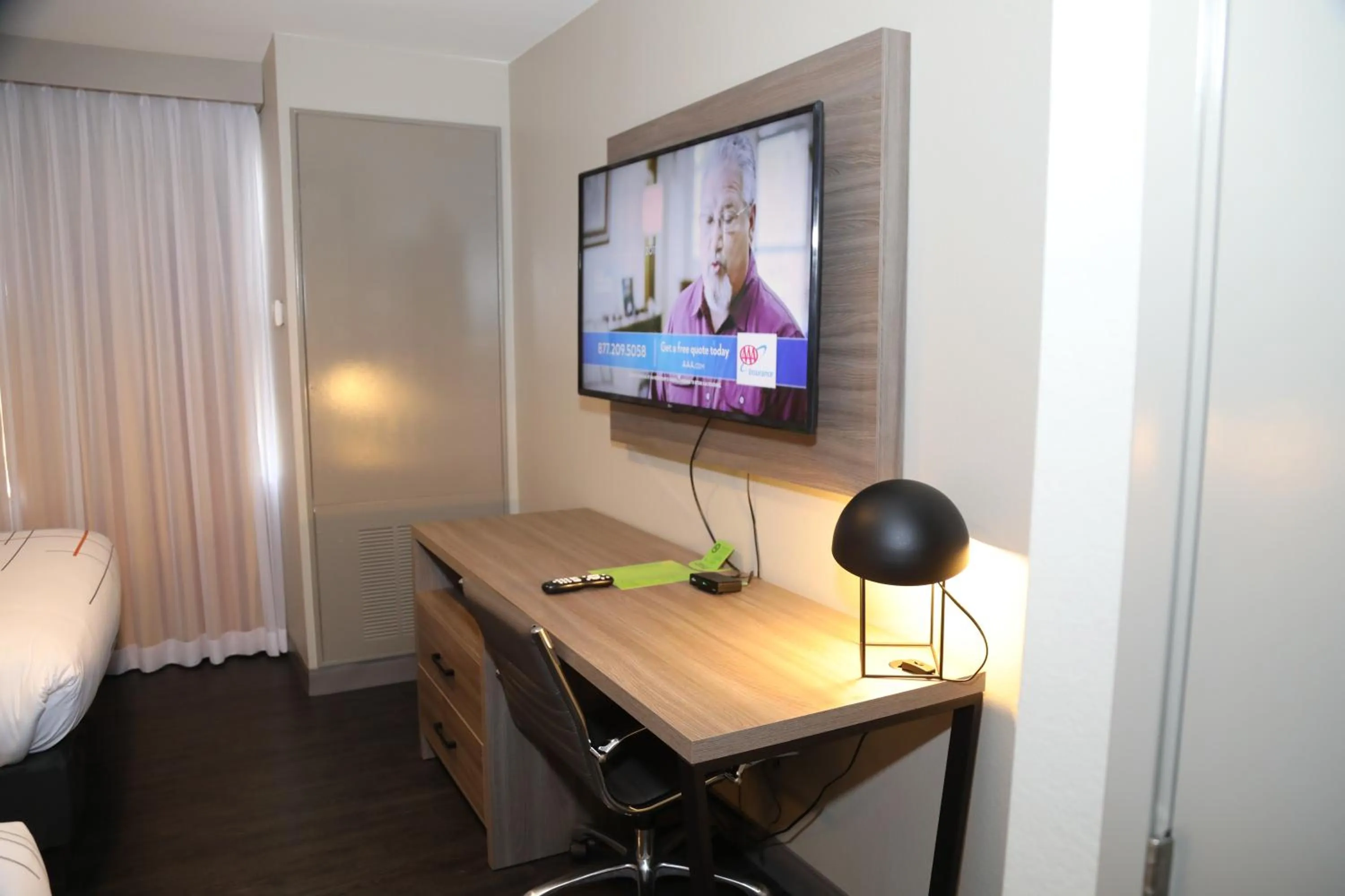 Bed in La Quinta by Wyndham Montgomery