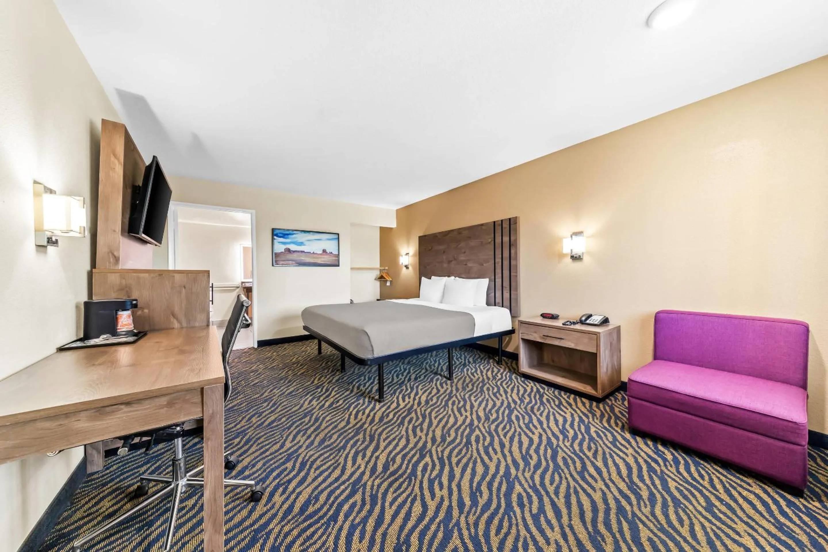 Bedroom, Bed in Quality Inn & Suites