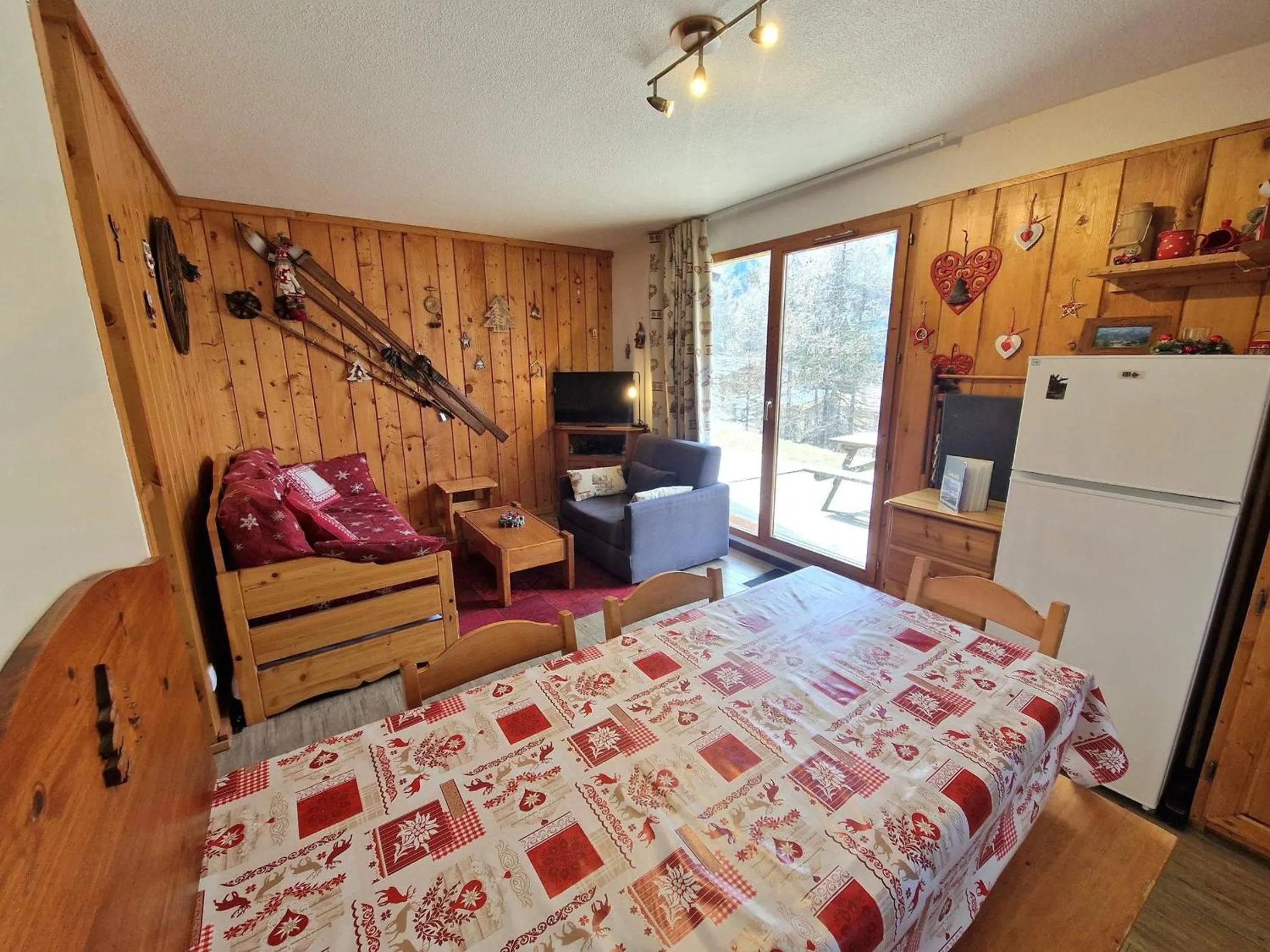 Bed in Appartement cosy 4/6 pers Valfréjus, proche pistes et centre - FR-1-265-171