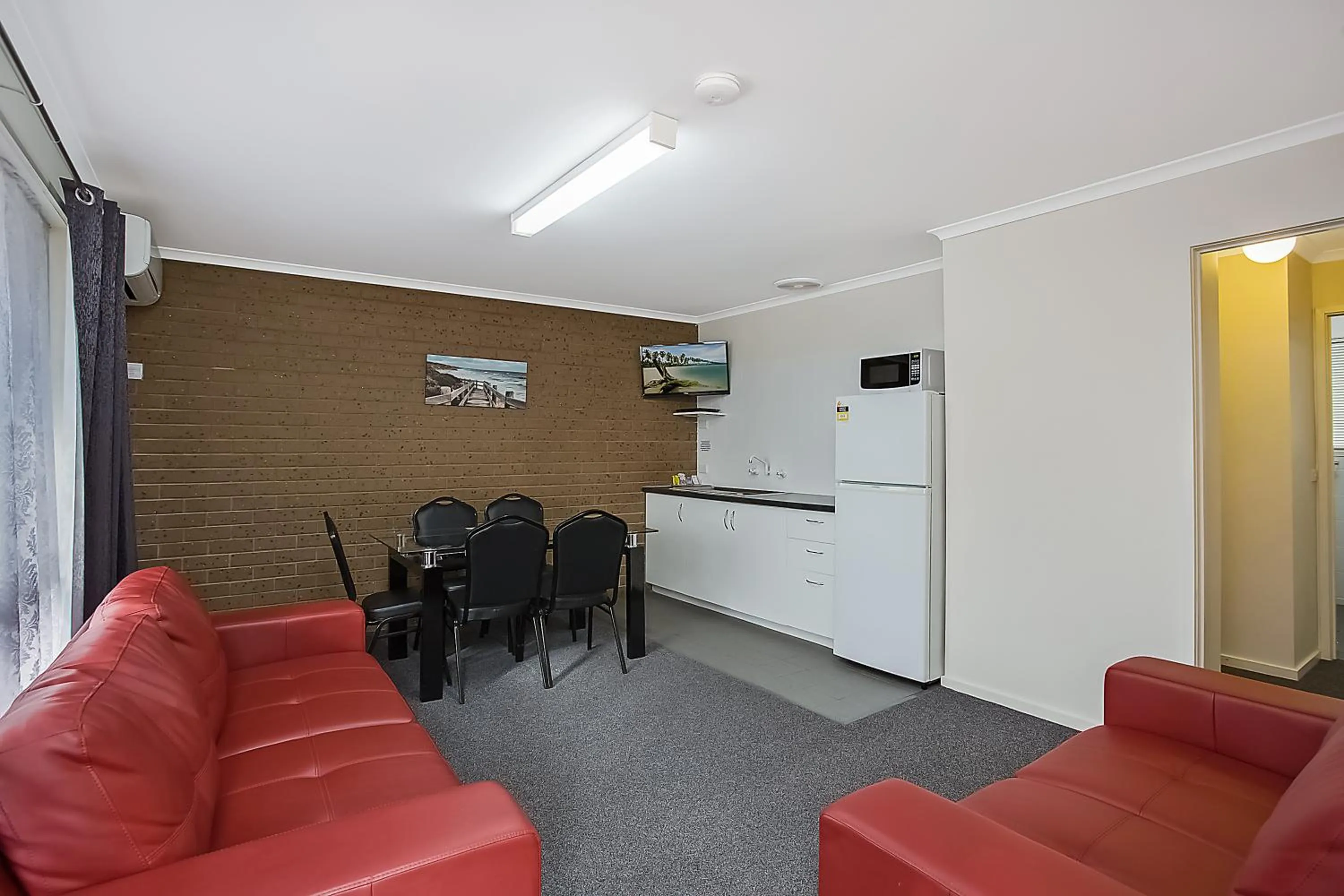 Living room in Warrnambool Motel and Holiday Park