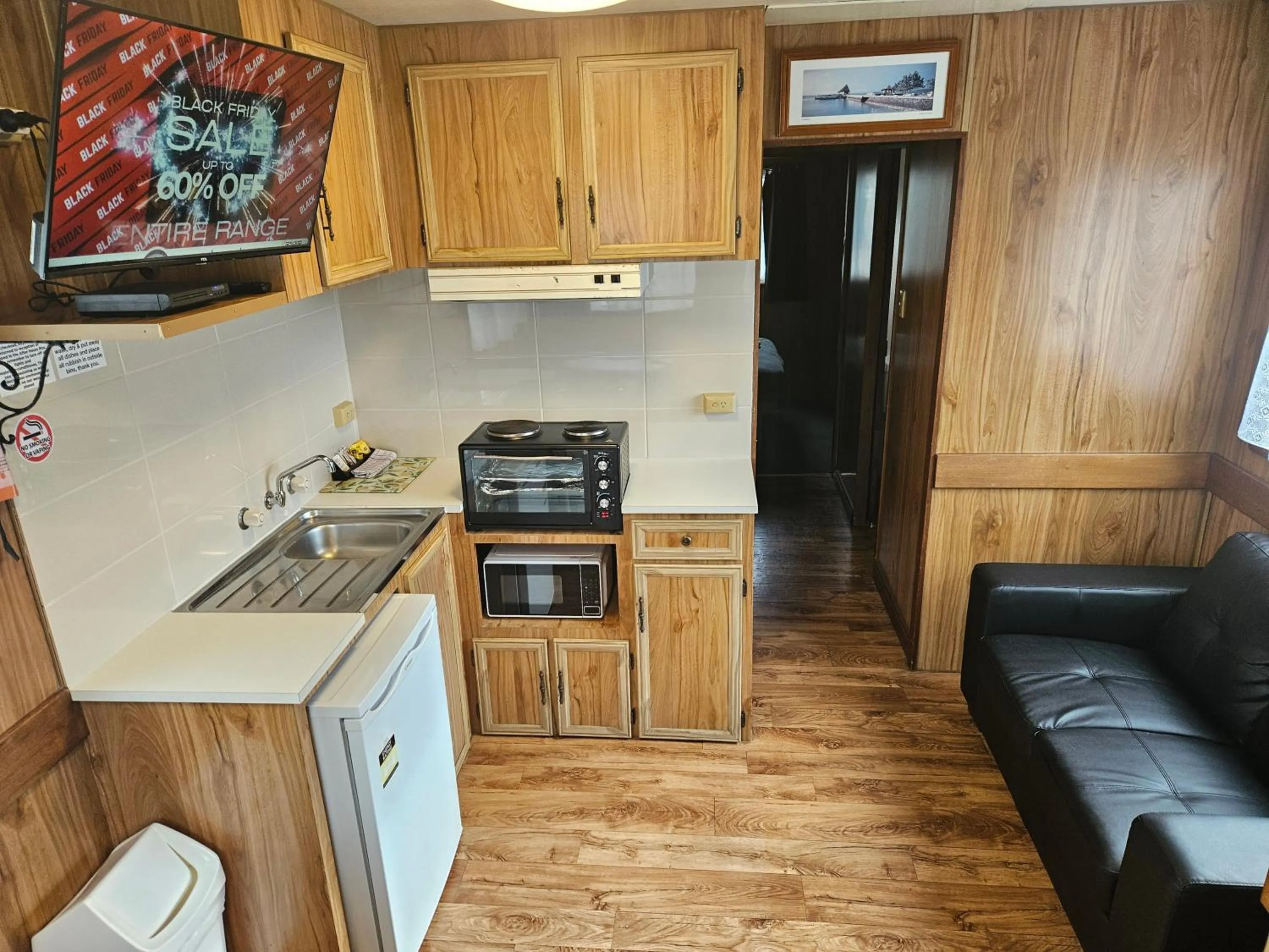 Dining area in Warrnambool Motel and Holiday Park