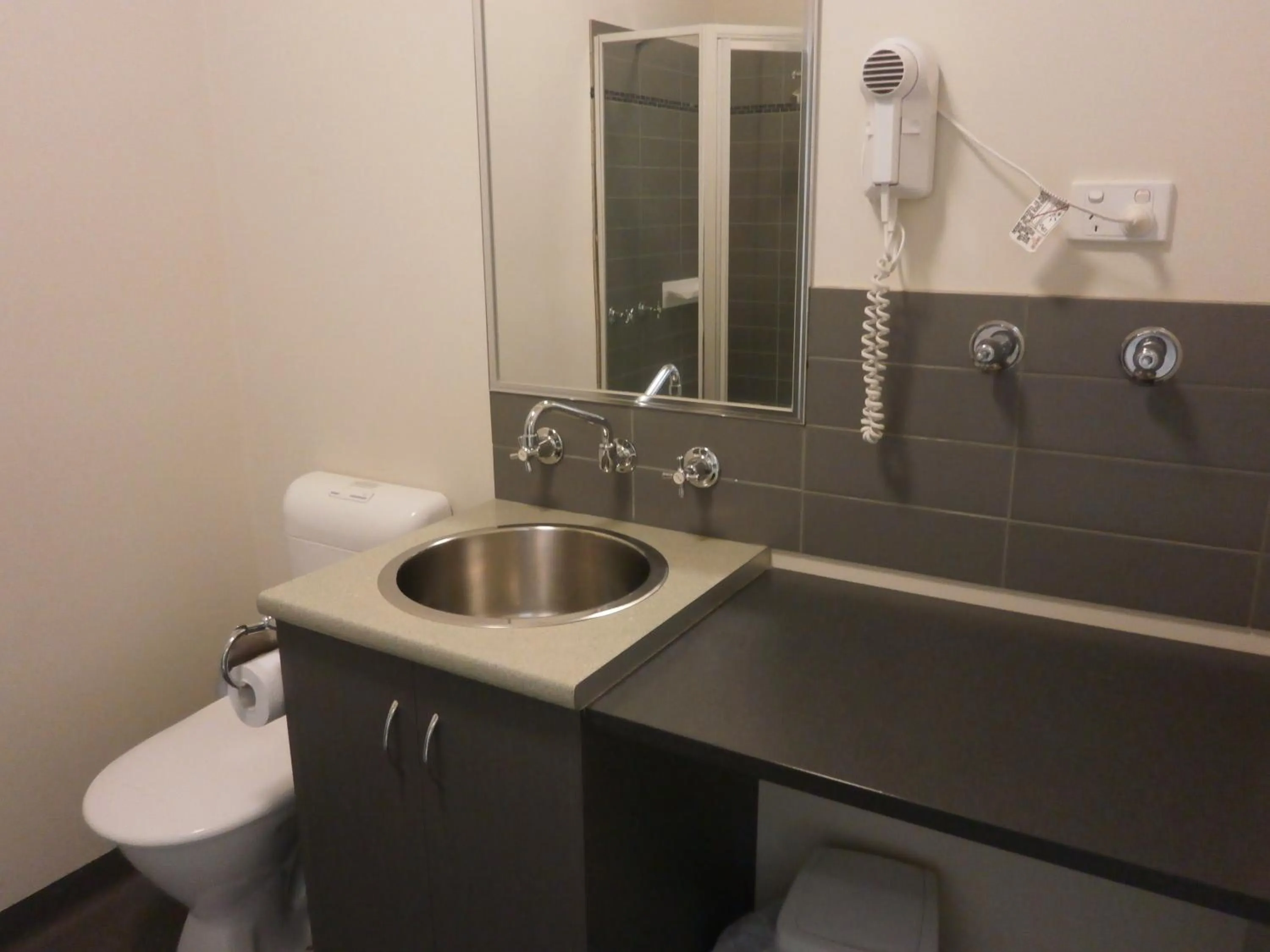 Bathroom in Sovereign Views Apartments