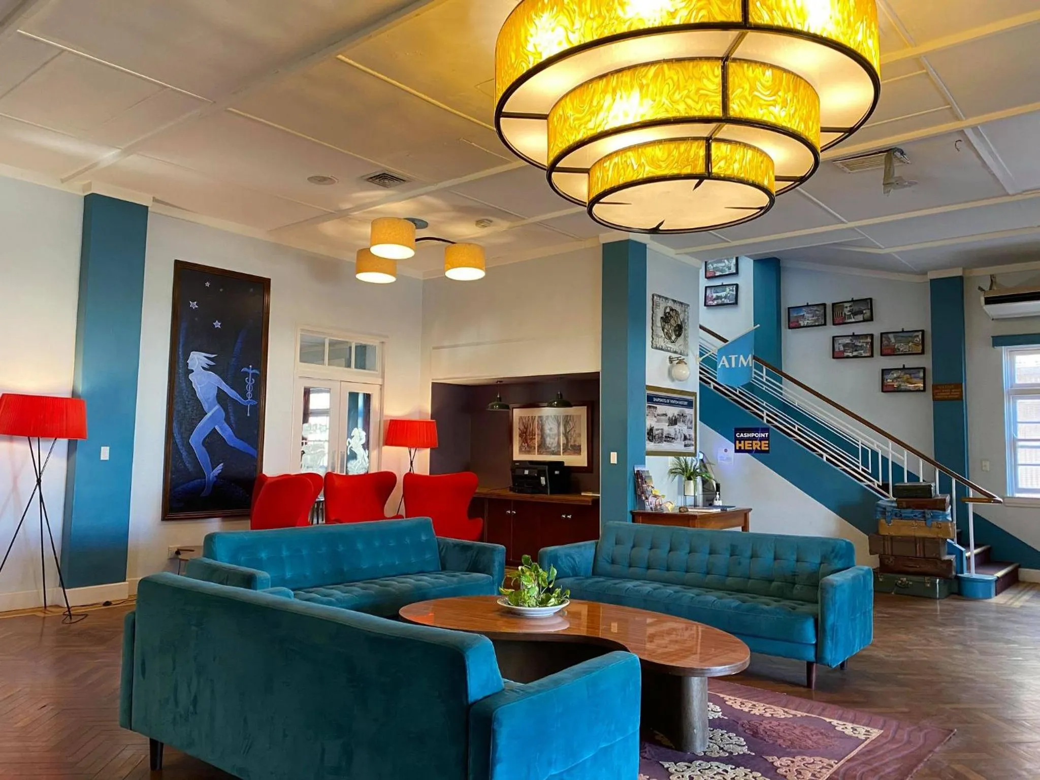 Communal lounge/ TV room in North Gregory Hotel