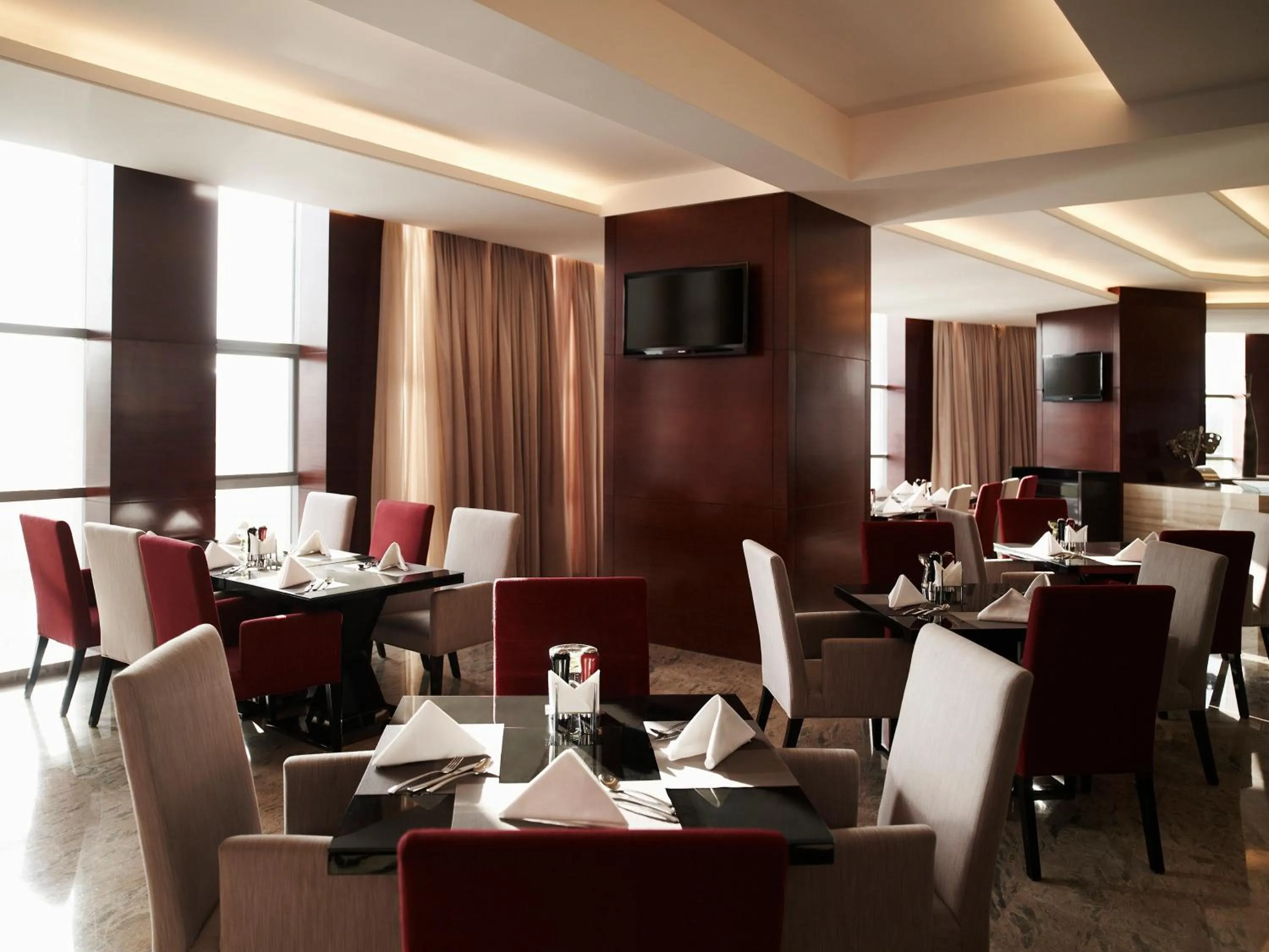 Restaurant/places to eat in Pullman Wuxi New Lake