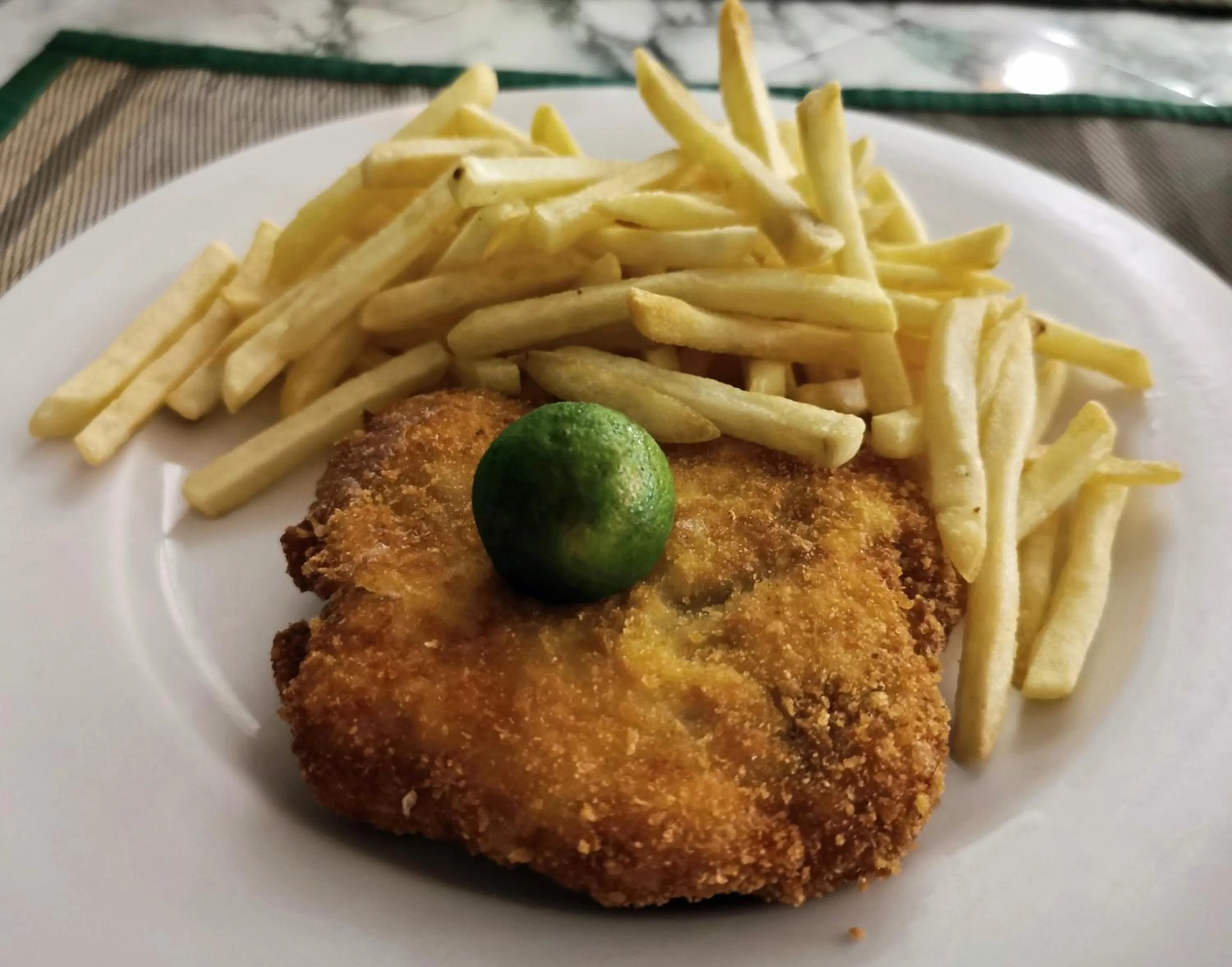 Food and drinks in Marcosas Cottages Resort