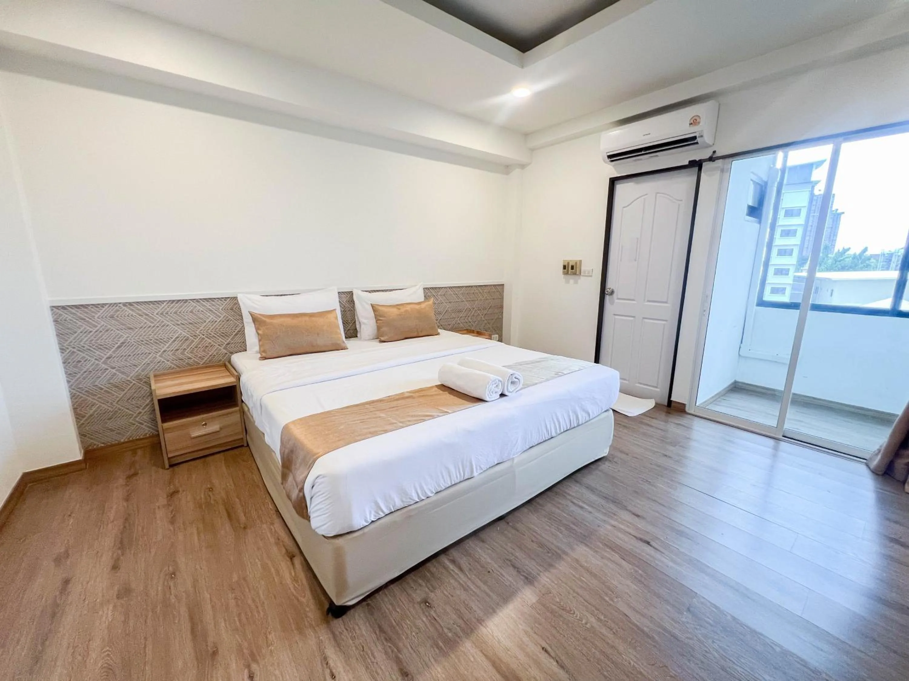 Bed in Inspire House Hotel