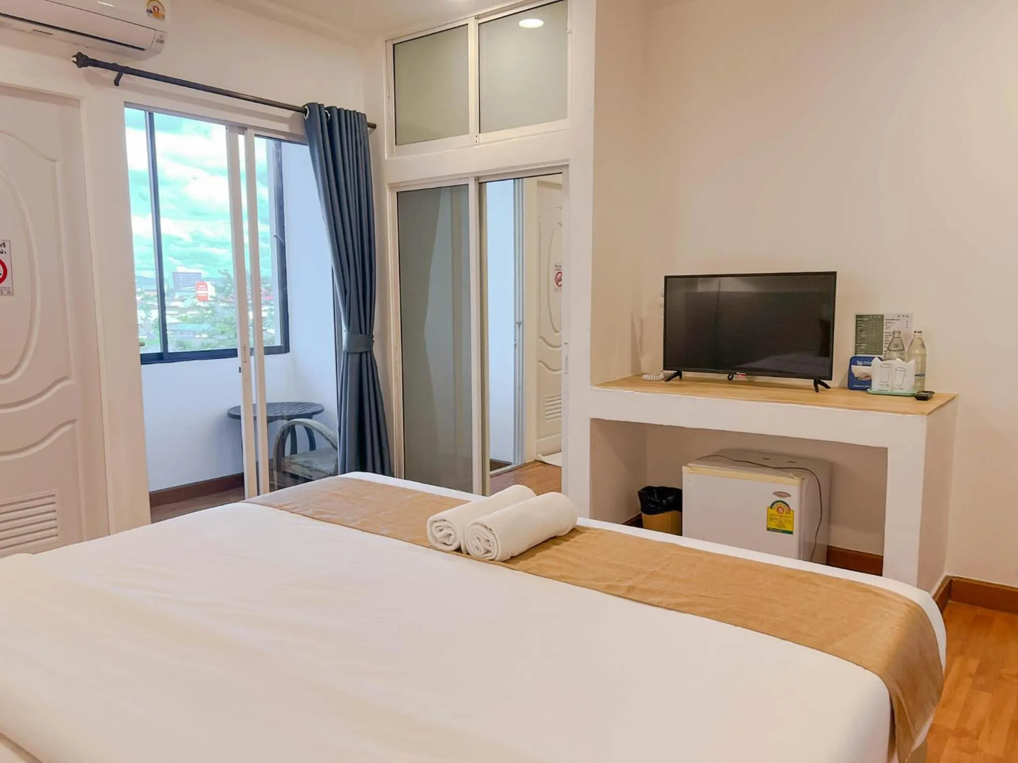 Bed in Inspire House Hotel