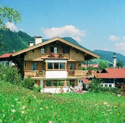 Haus Lux Haus Lux