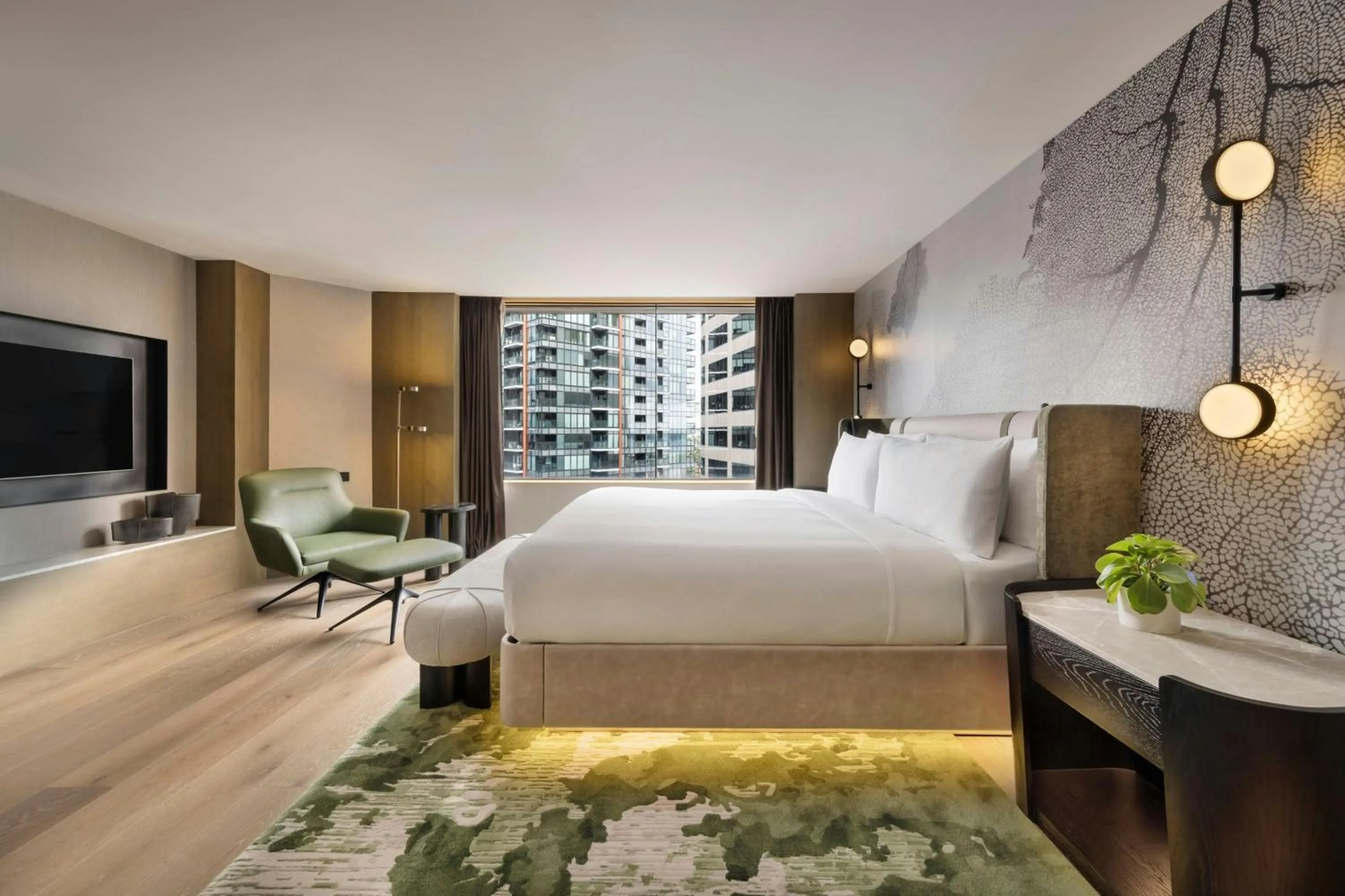 Photo of the whole room, Bed in JW Marriott Auckland