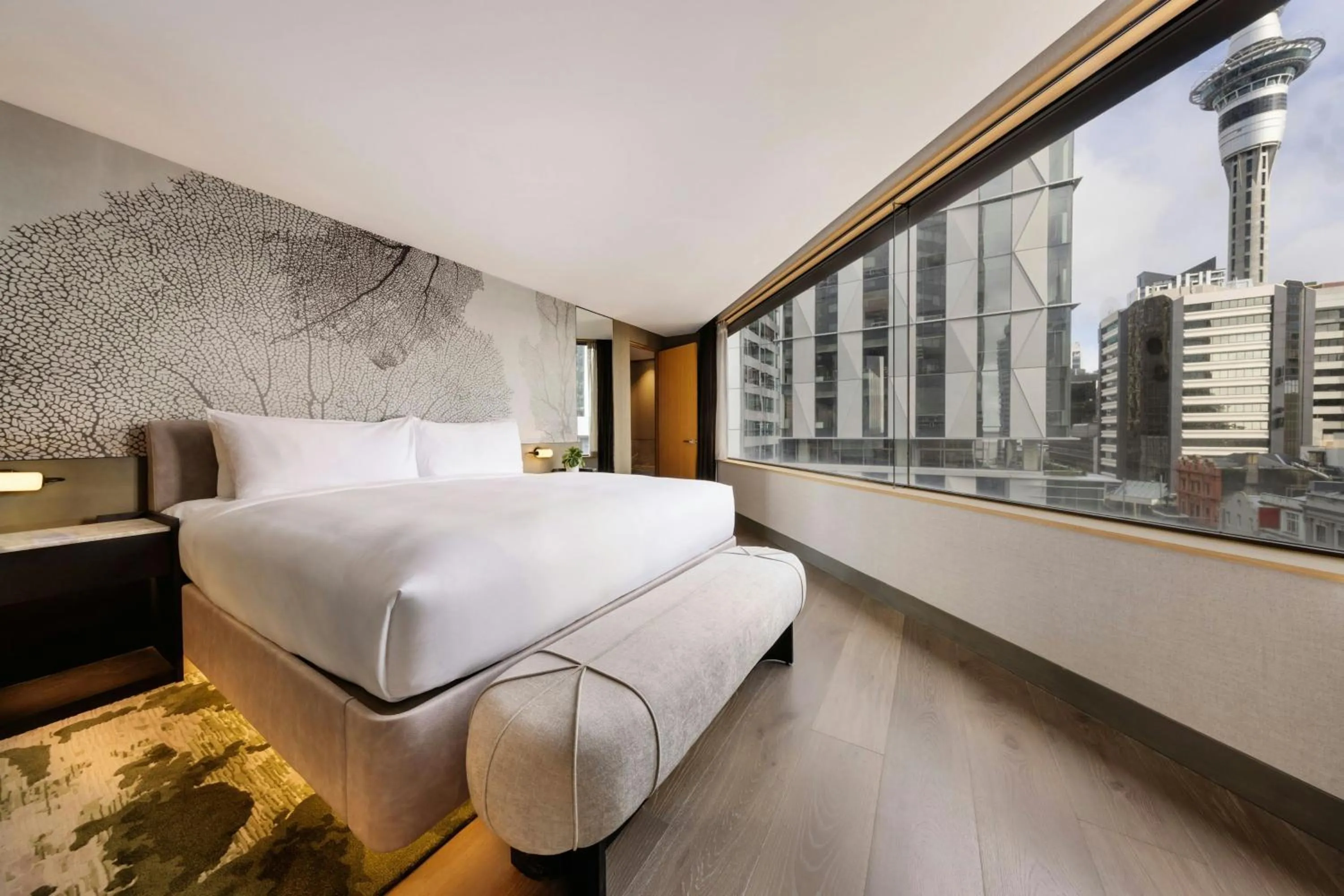 Photo of the whole room, Bed in JW Marriott Auckland