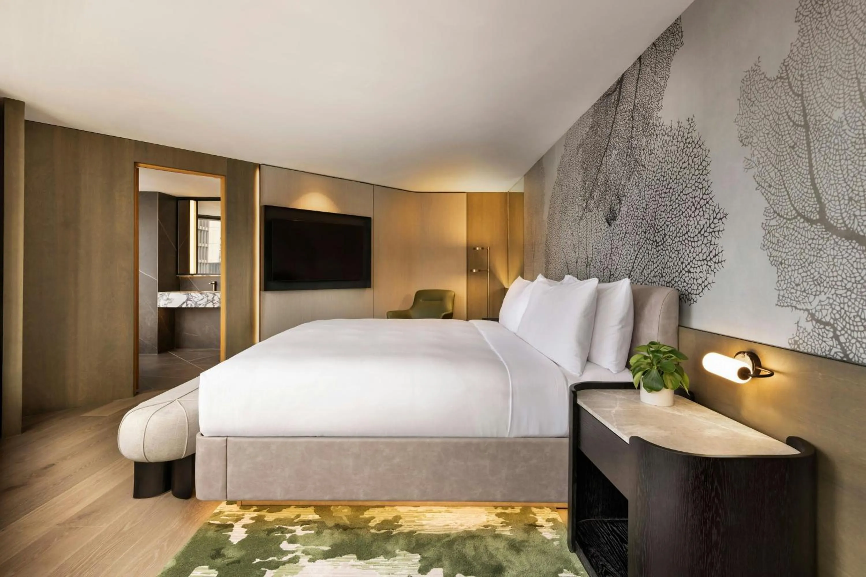 Photo of the whole room, Bed in JW Marriott Auckland