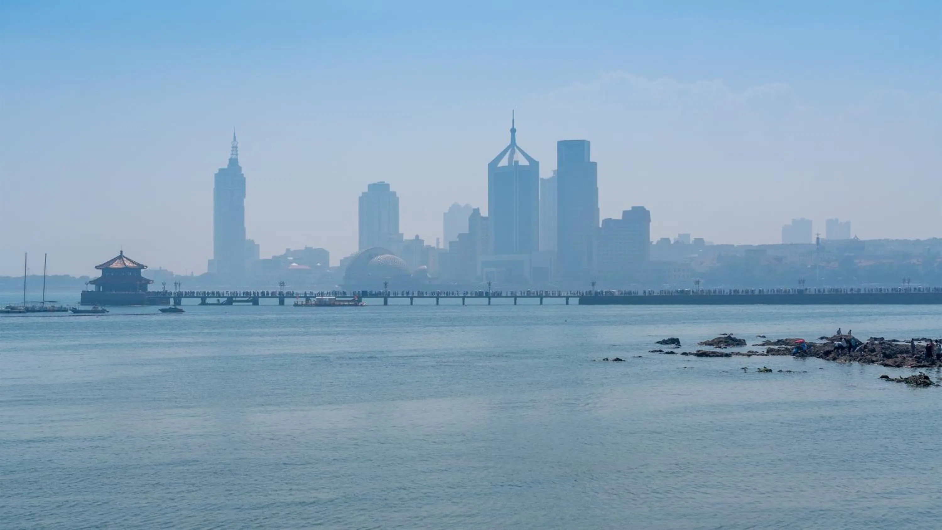 Area and facilities in Holiday Inn Express Qingdao Shibei by IHG