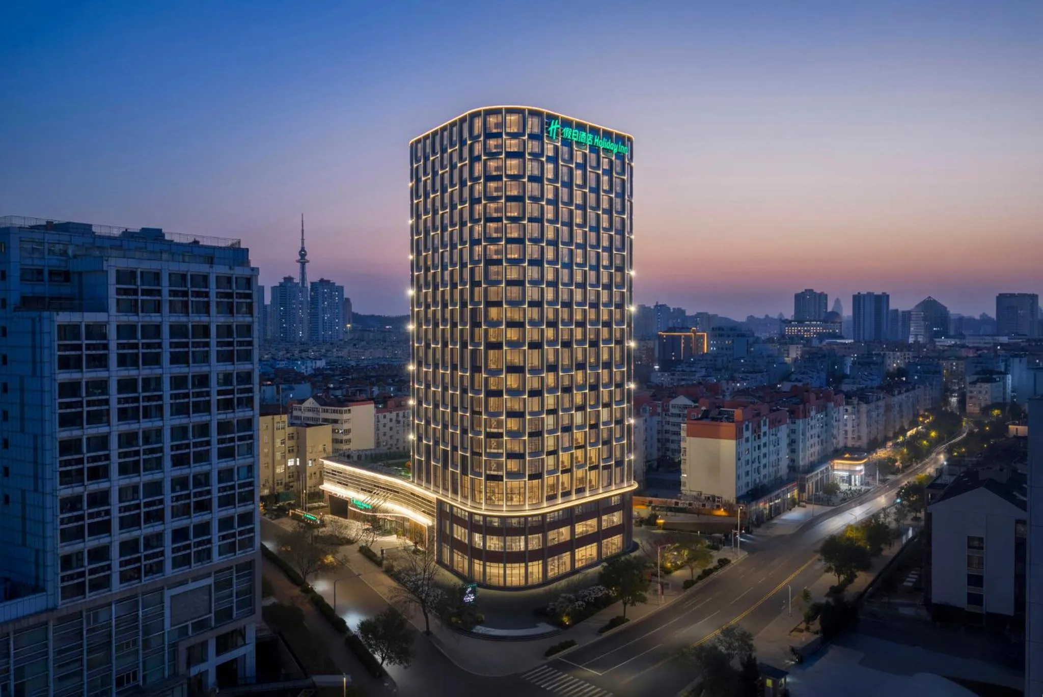Property building in Holiday Inn Express Qingdao Shibei by IHG