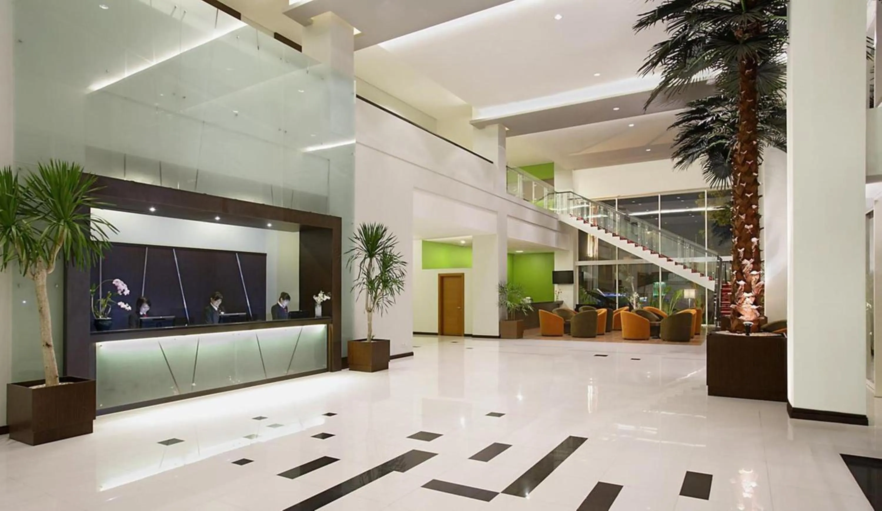 Lobby or reception in Hotel Santika Palu