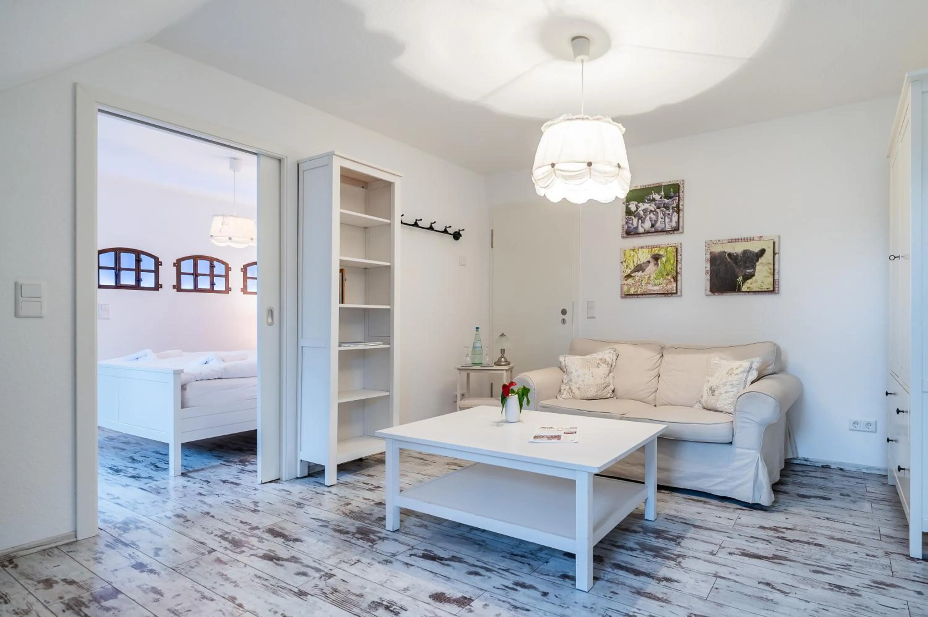 Living room, Bed in Oma's Küche & Quartier