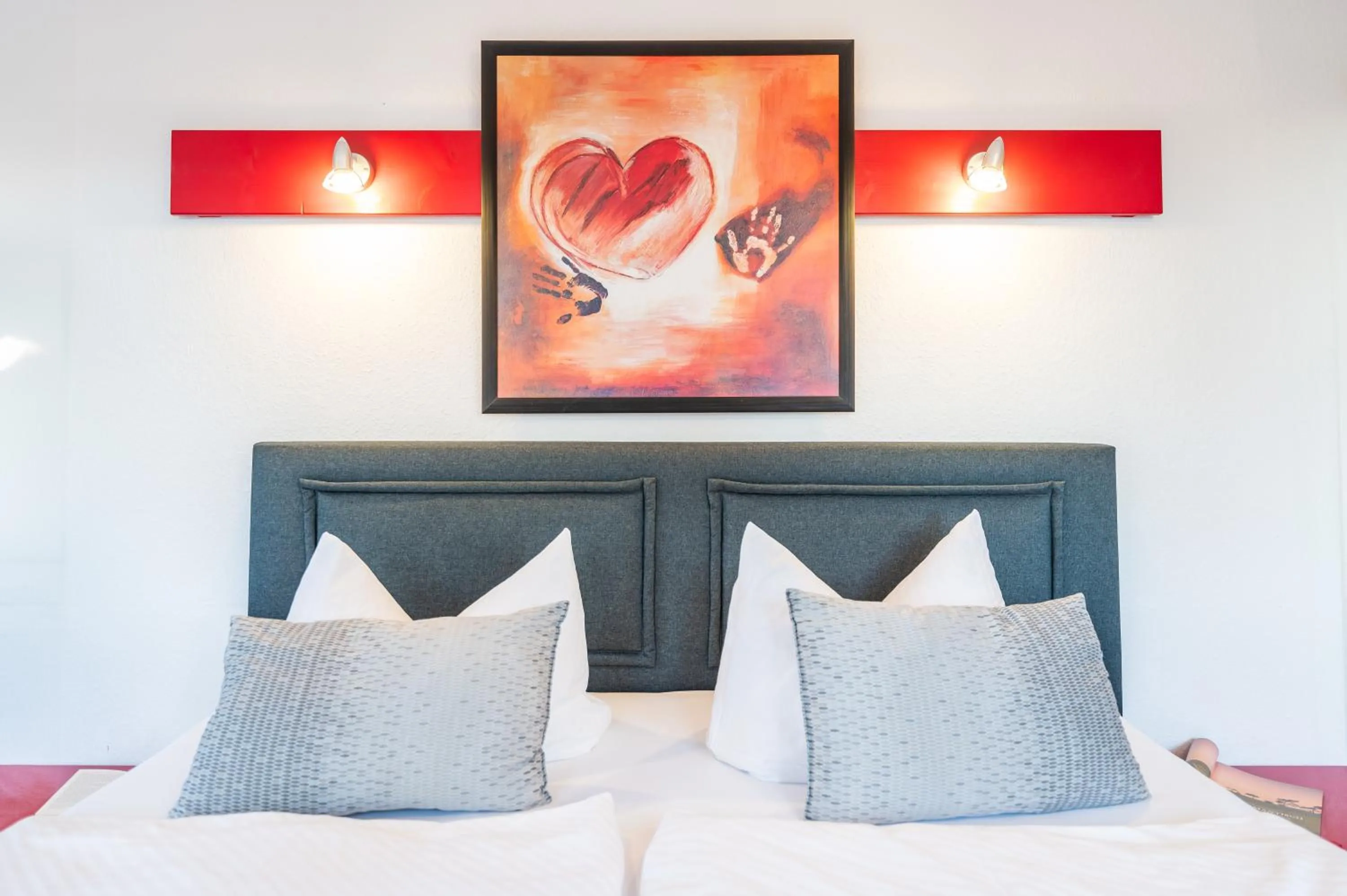 Bed in Oma's Küche & Quartier