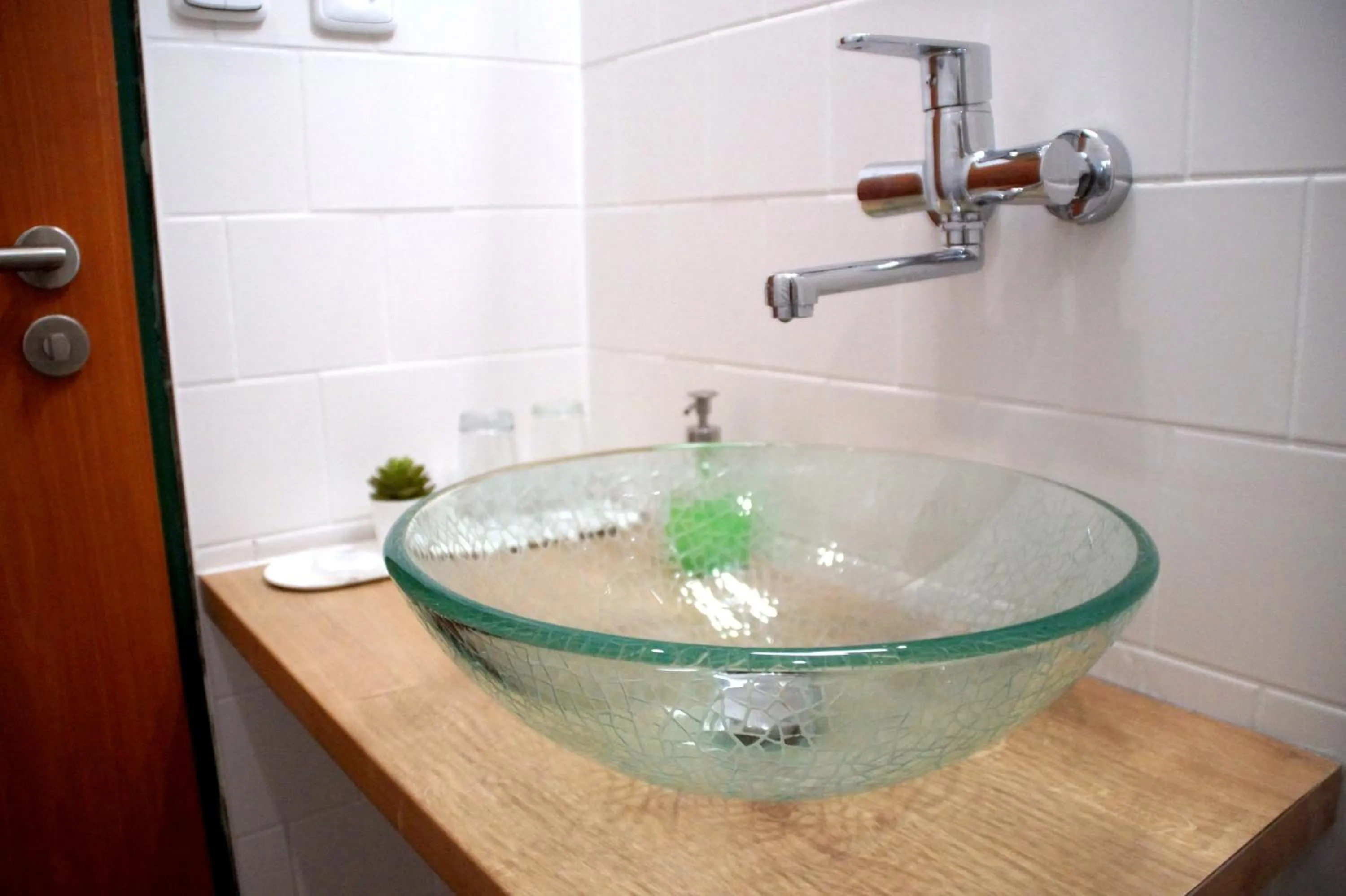 Bathroom in Hotel BRADA