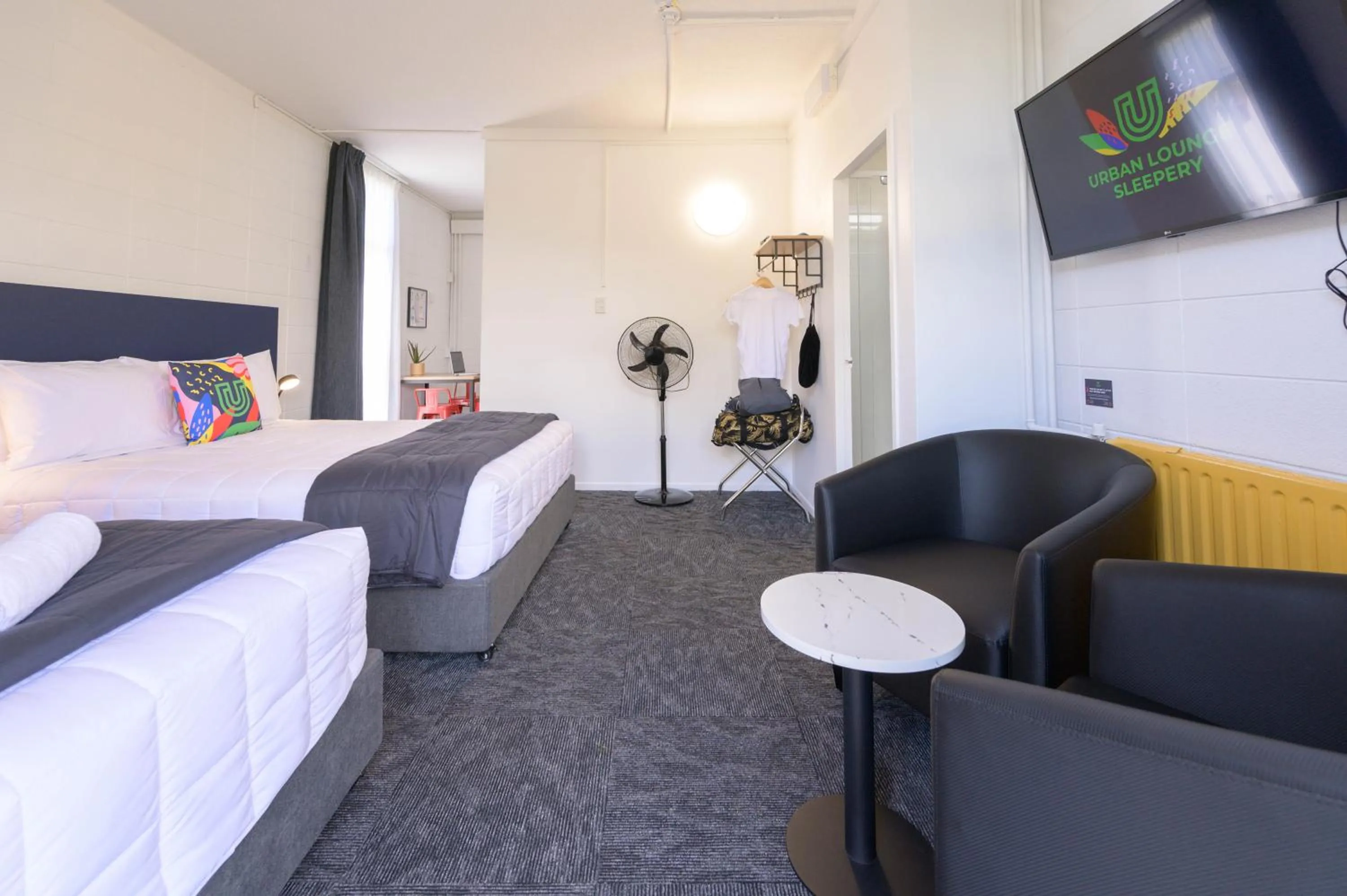 Photo of the whole room, Bed in Urban Lounge Sleepery, SureStay Collection by BW