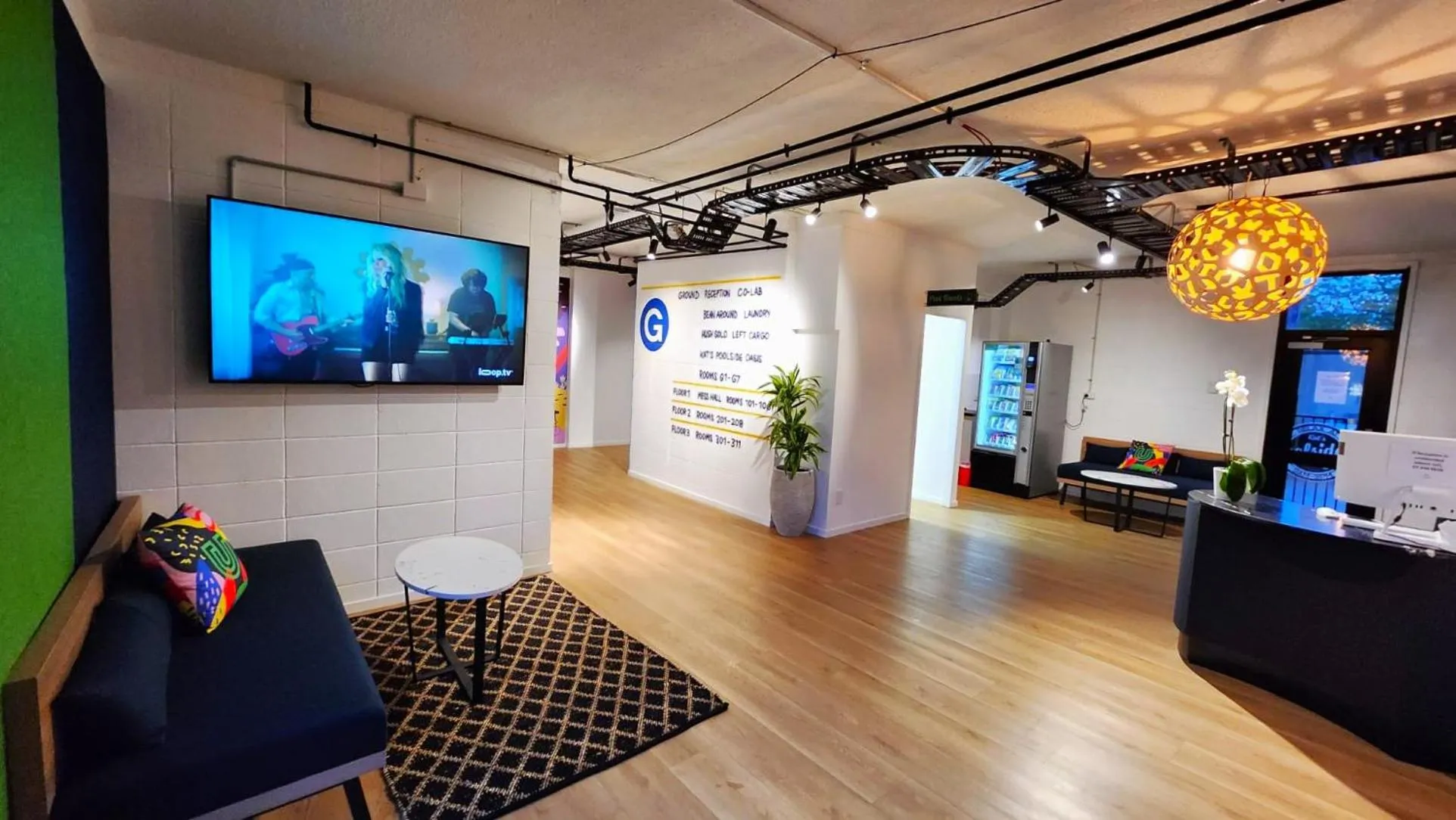 Lobby or reception in Urban Lounge Sleepery, SureStay Collection by BW