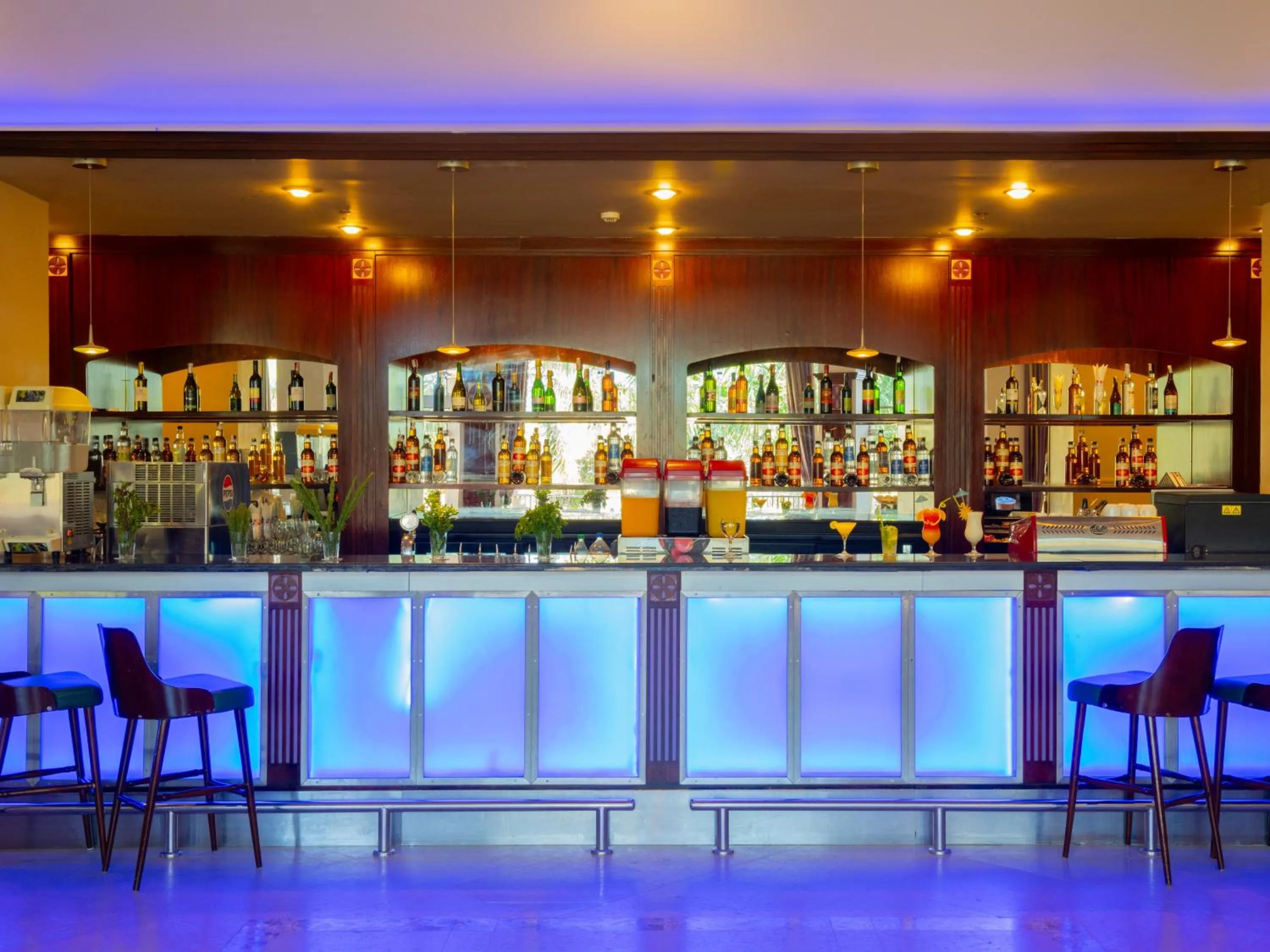 Lounge or bar in Stella Gardens Resort & Spa, Makadi Bay