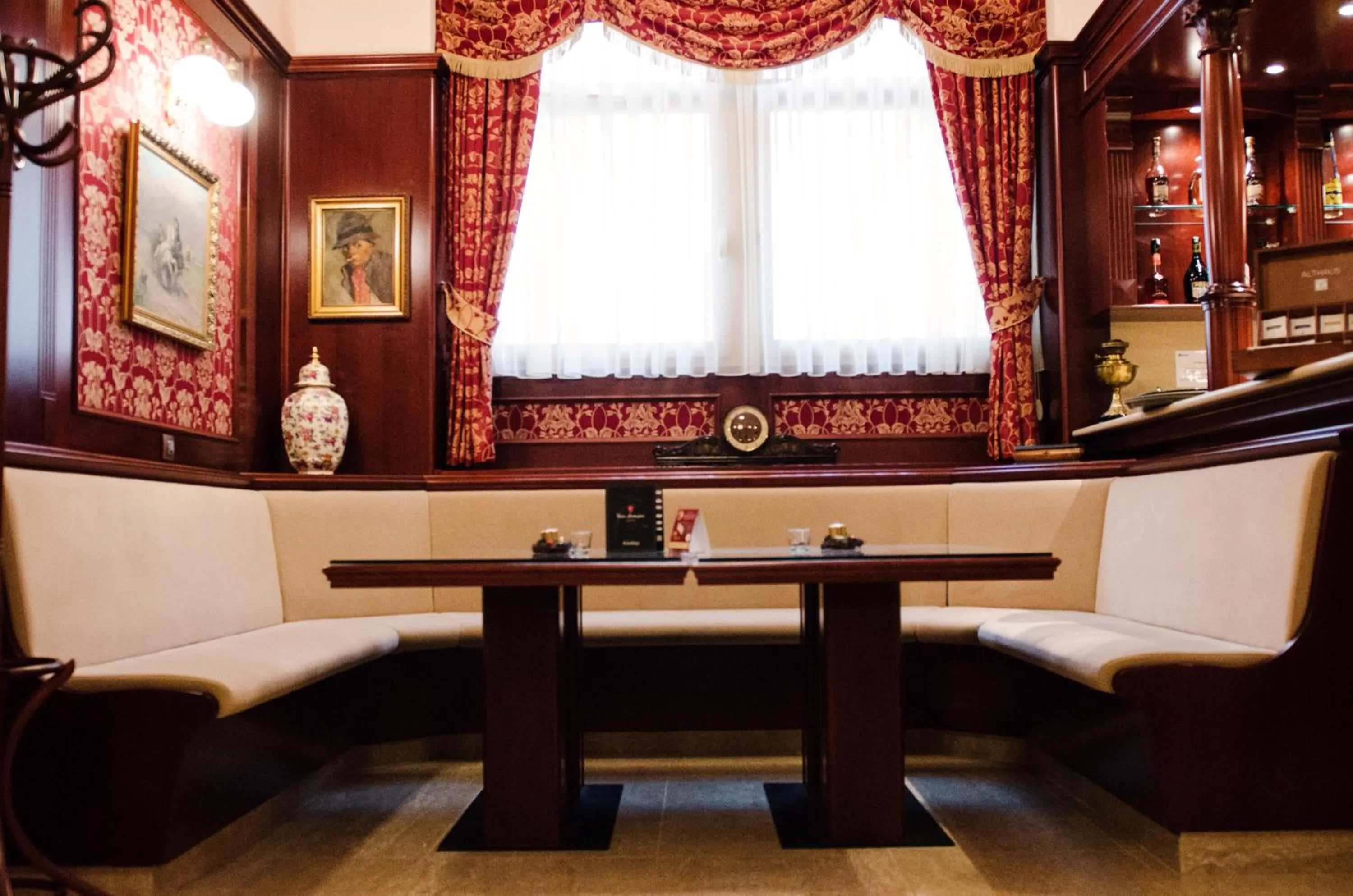 Lounge or bar in Hotel Dorottya