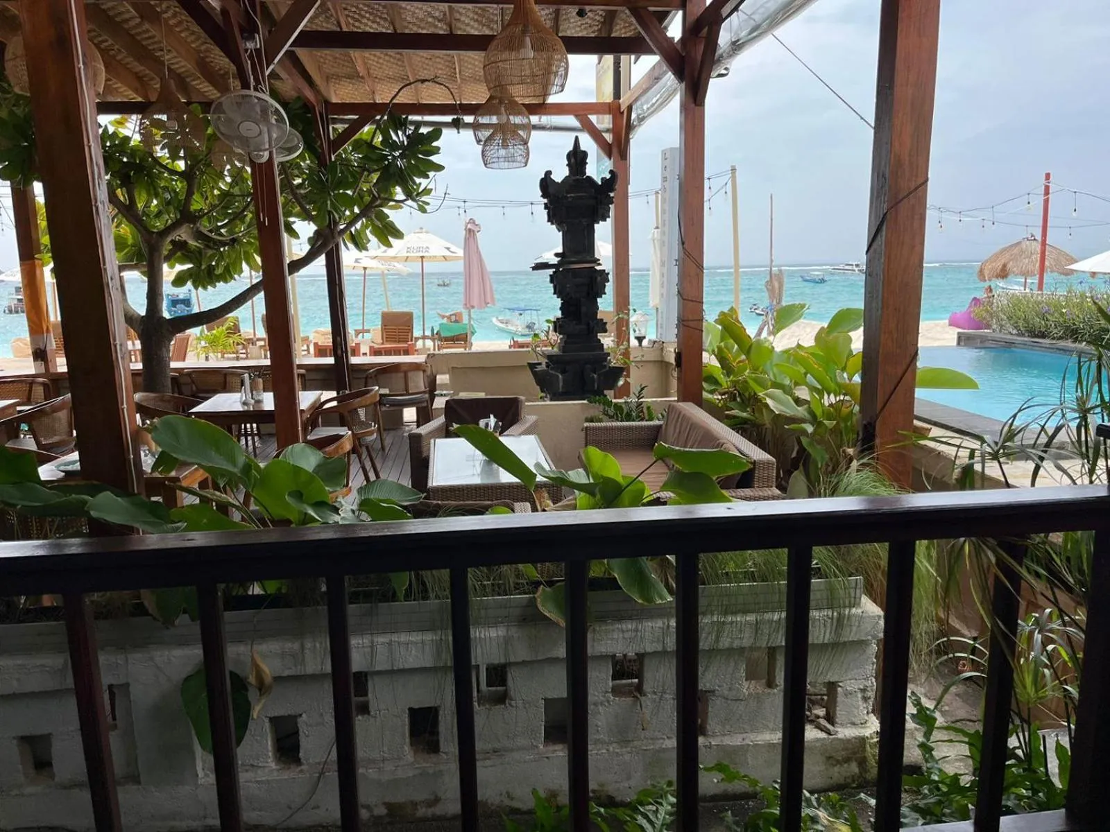 Restaurant/places to eat in Lembongan Made Inn