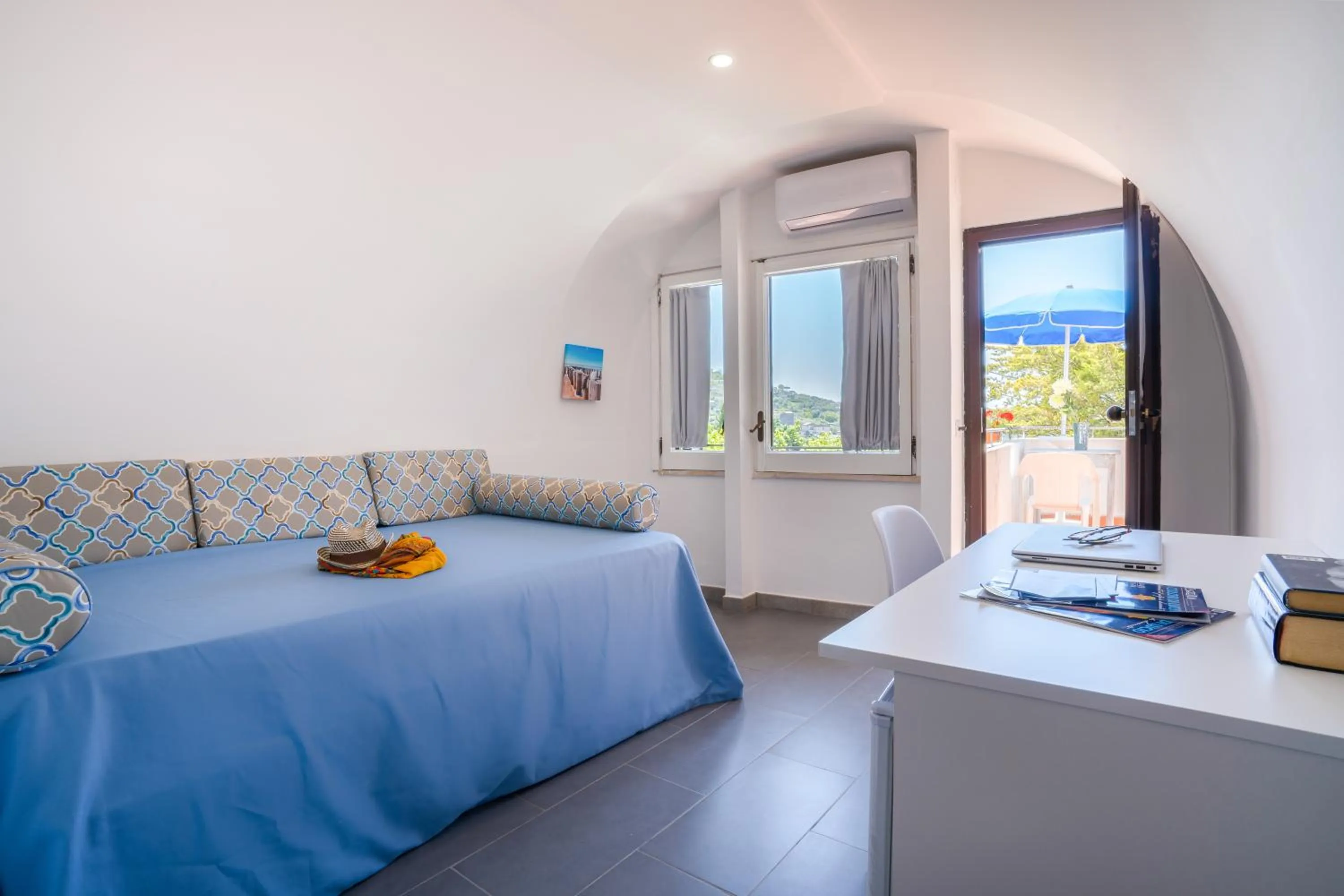 Photo of the whole room, Bed in Hotel & Spa Relais Freedom Club