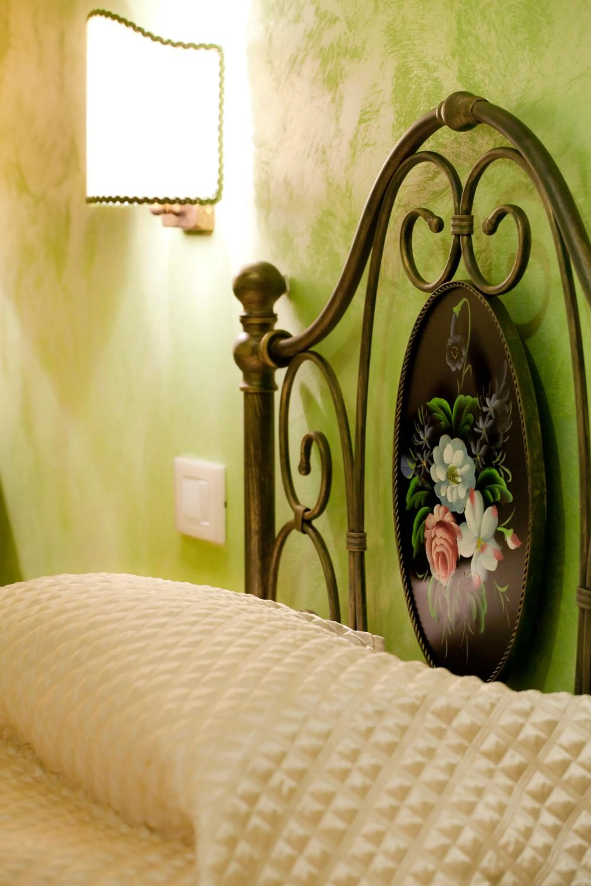 Decorative detail, Bed in La Portella