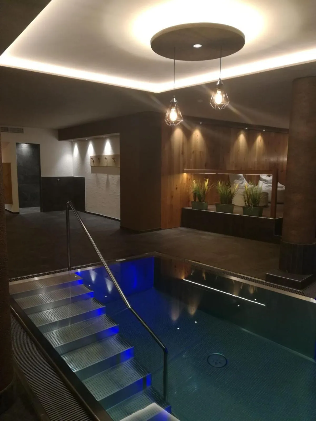 Swimming pool in Schmalzlhof Hotel & Apartments