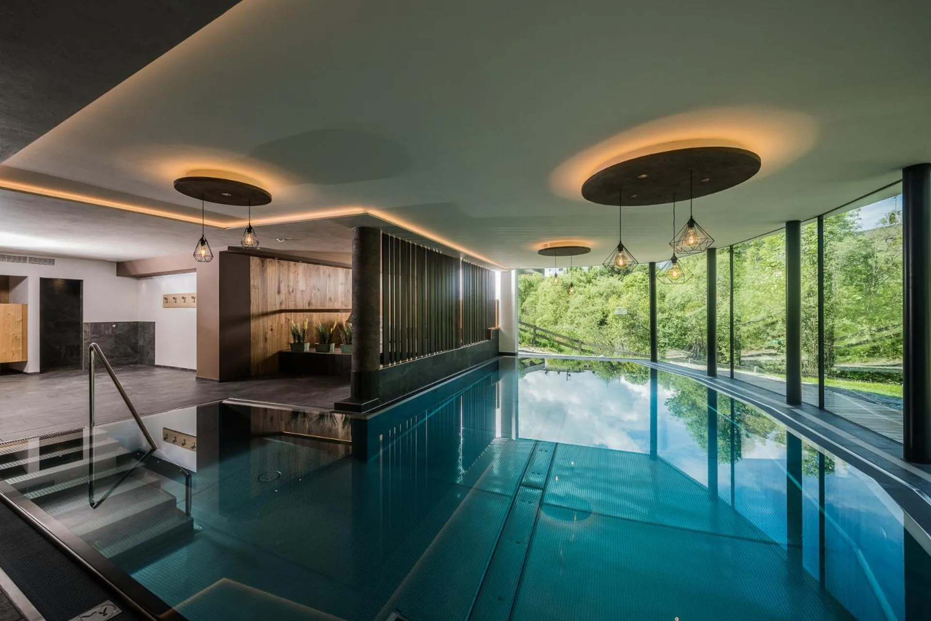 Swimming pool in Schmalzlhof Hotel & Apartments