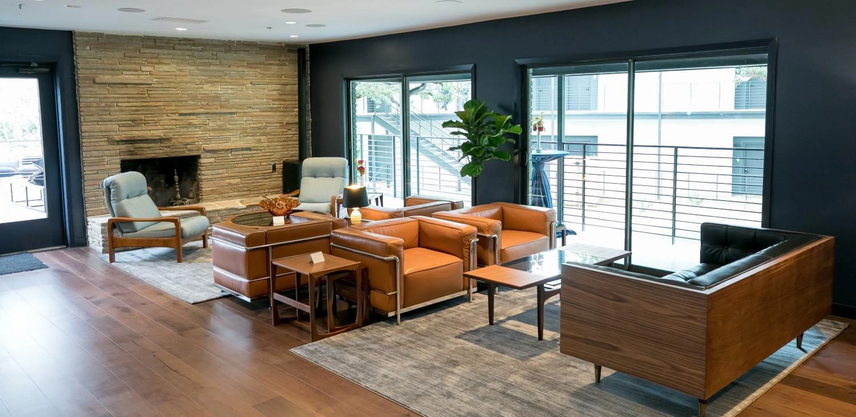 Living room in The Ruby Hotel