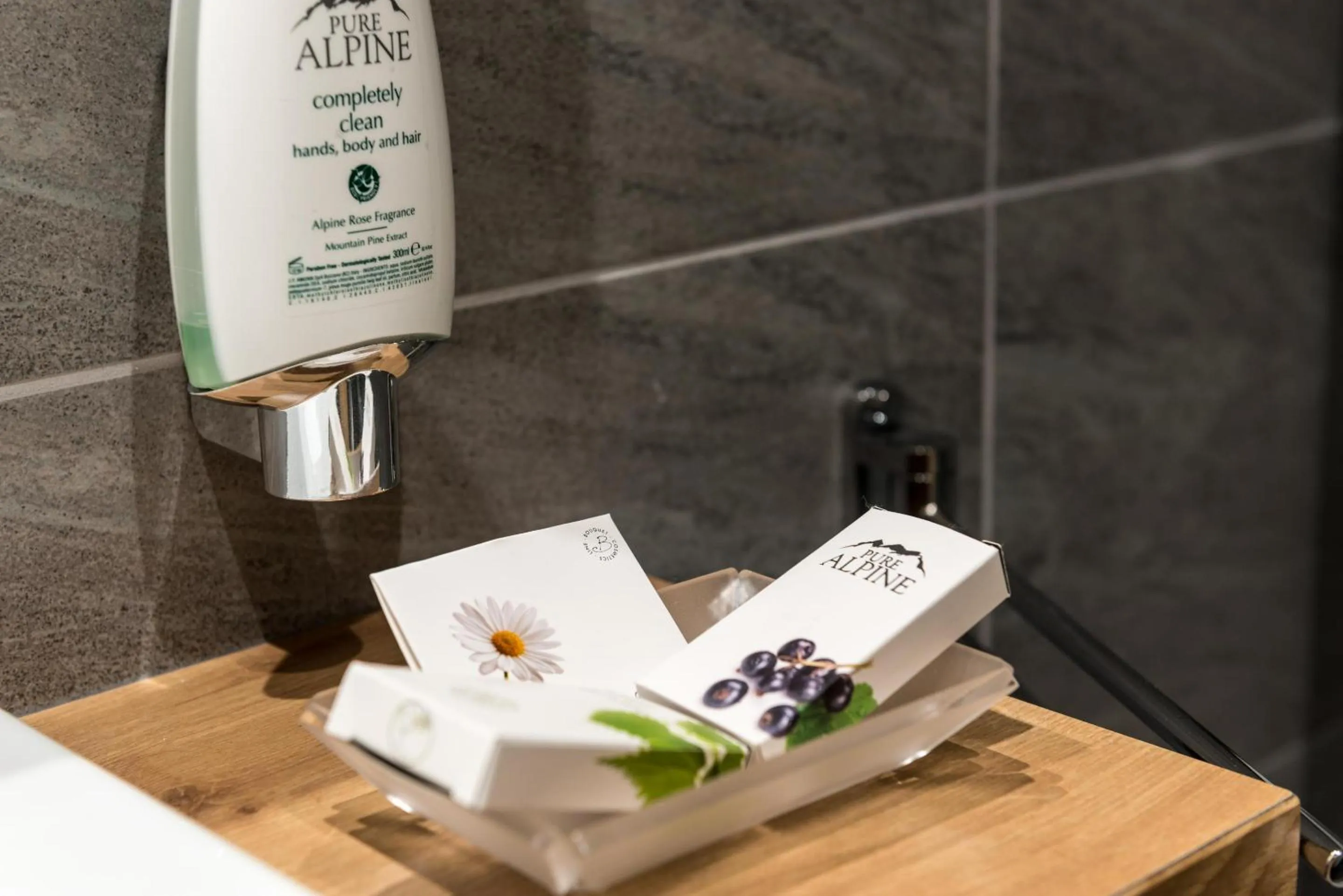 Bathroom in Hotel Fontanella