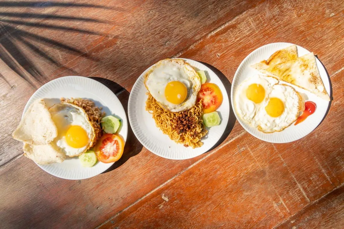 Breakfast in Madeira Inn Villa by Bukit Vista