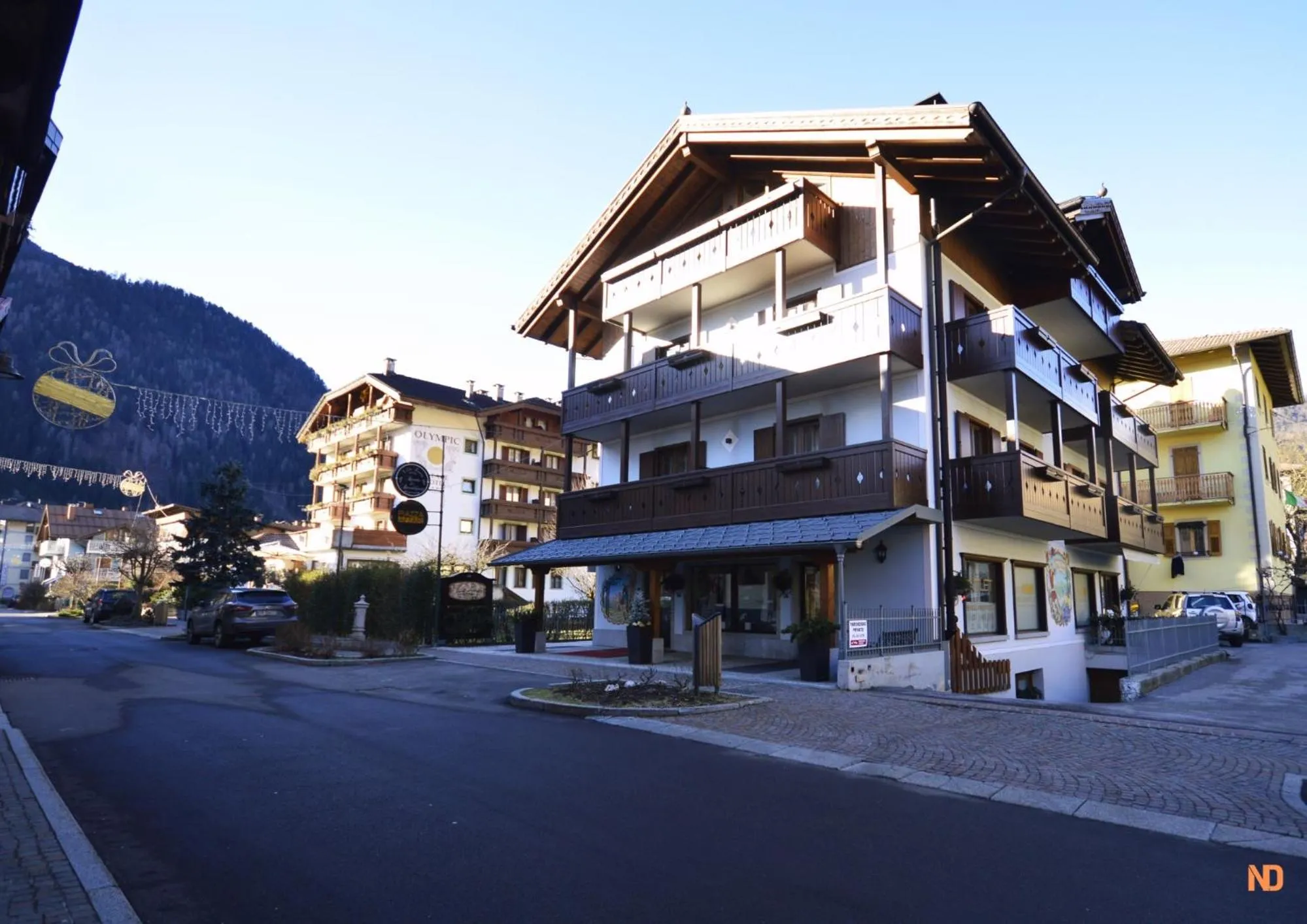 Property building in Villa Lucin