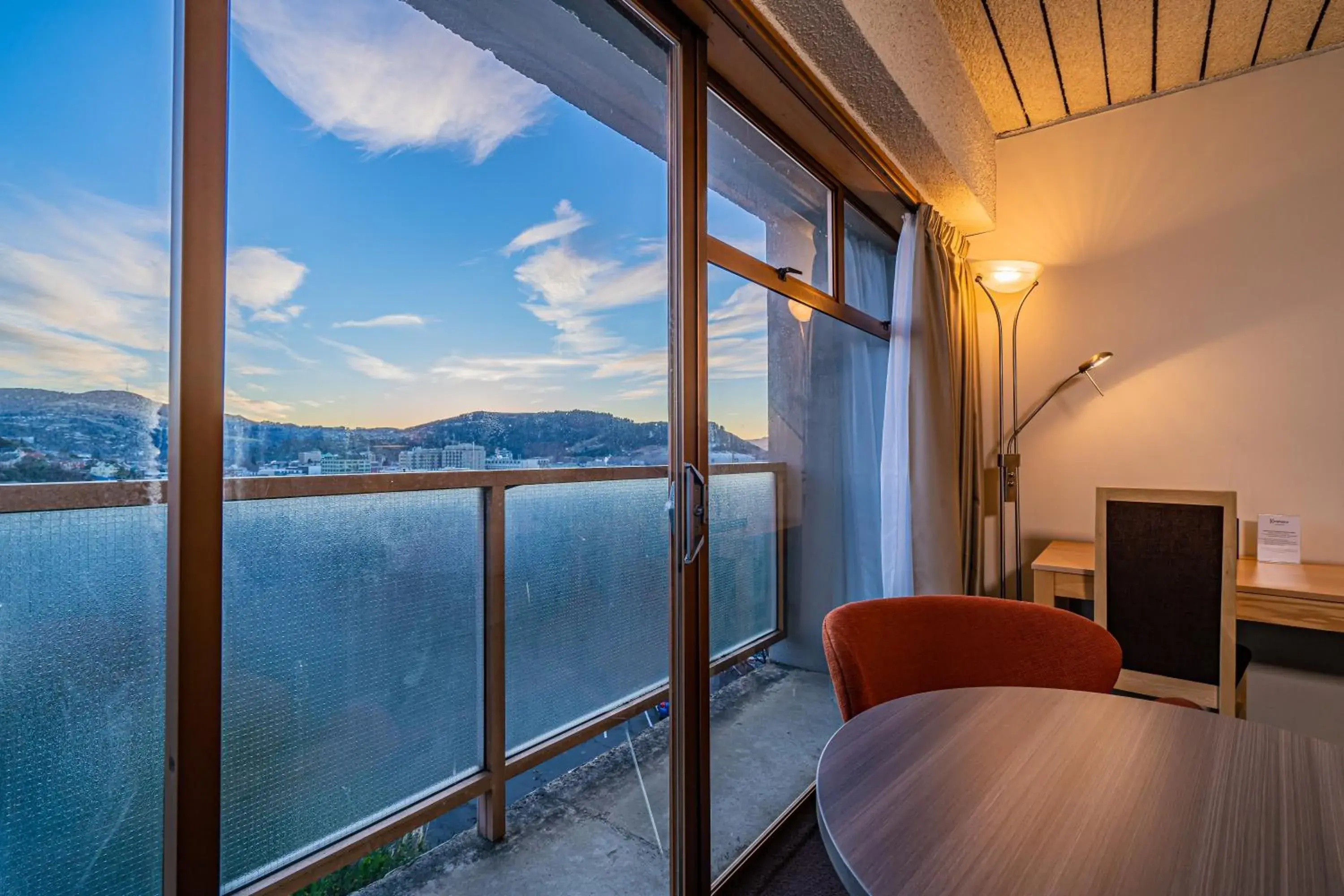 Standard Queen Room in Kingsgate Hotel Dunedin Standard Queen Room in Kingsgate Hotel Dunedin