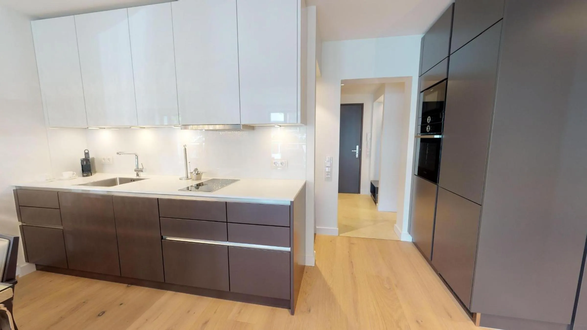 White Pearl Apartment 2.12