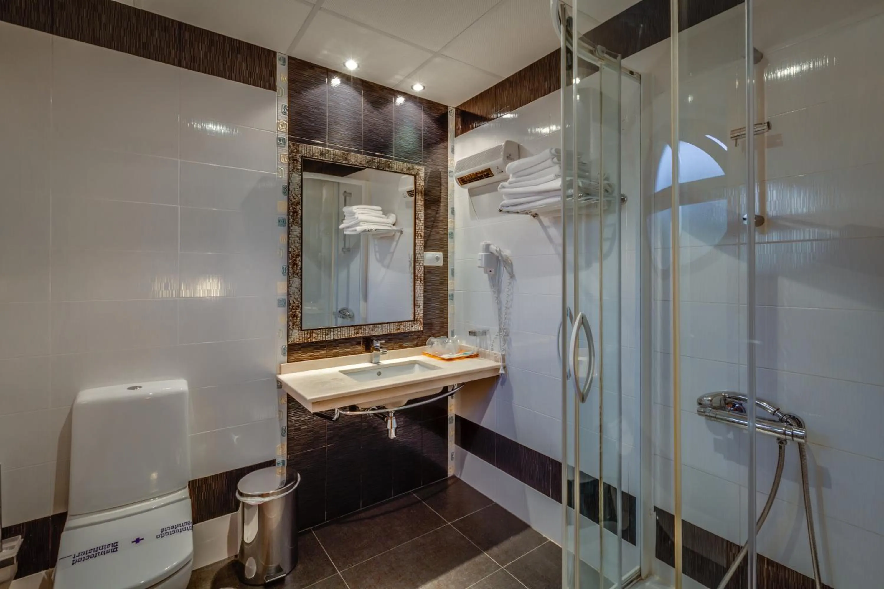 Bathroom in Hotel Ciudad de Martos