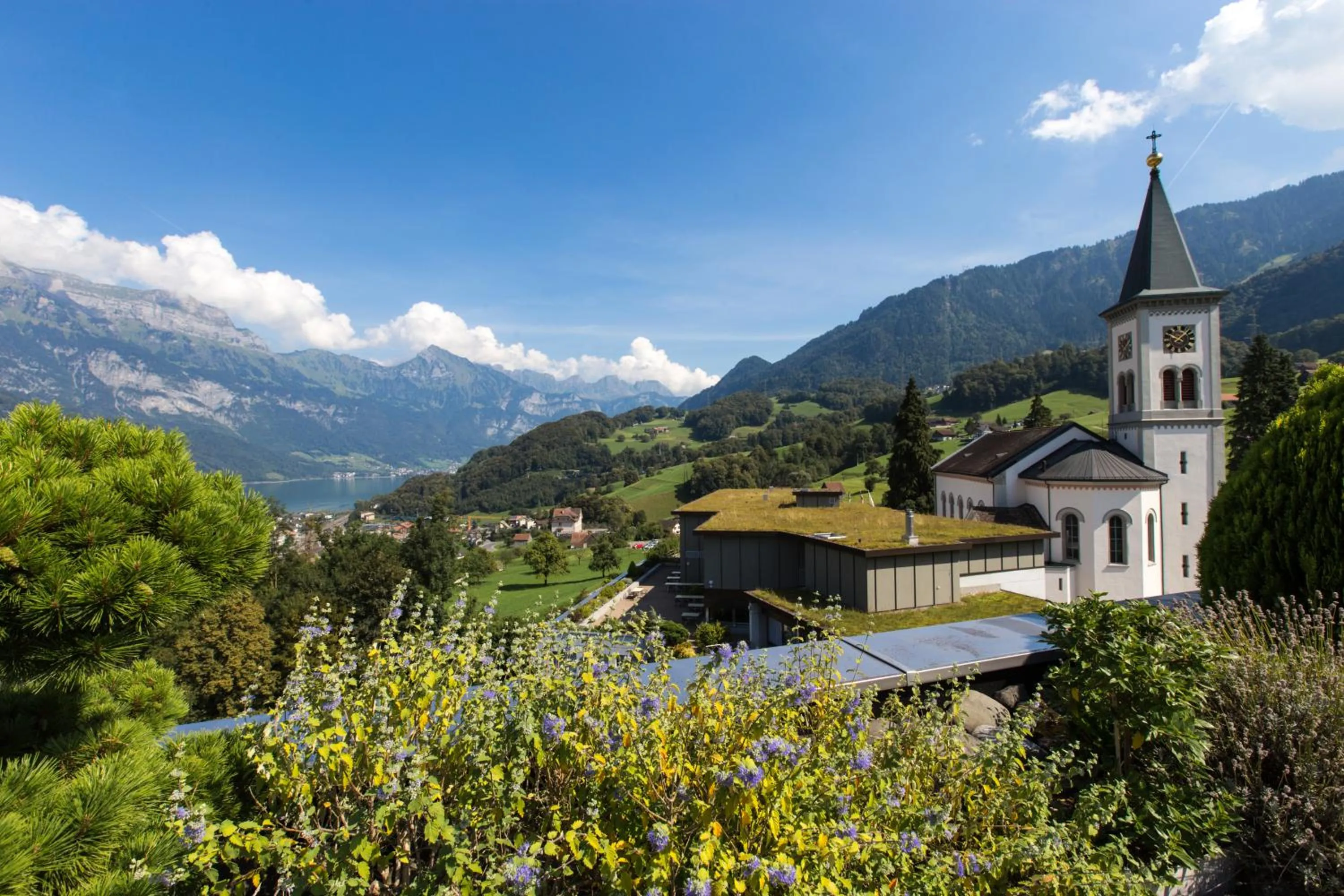 Lake view in Hotel Neu-Schönstatt