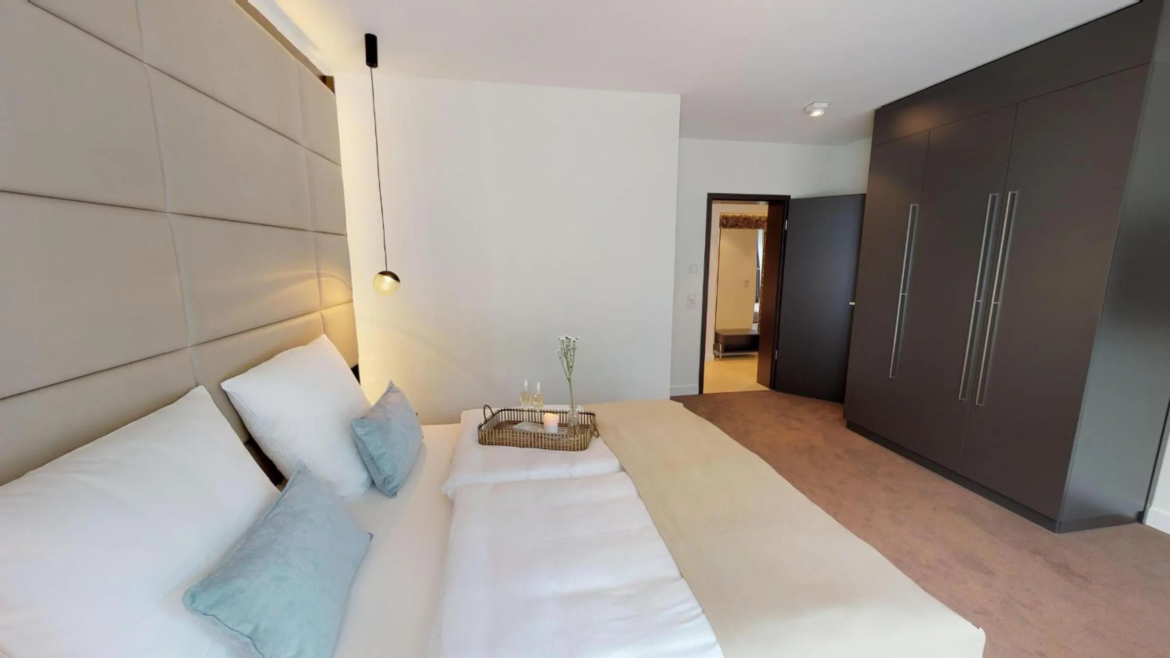 White Pearl Apartment 3.08