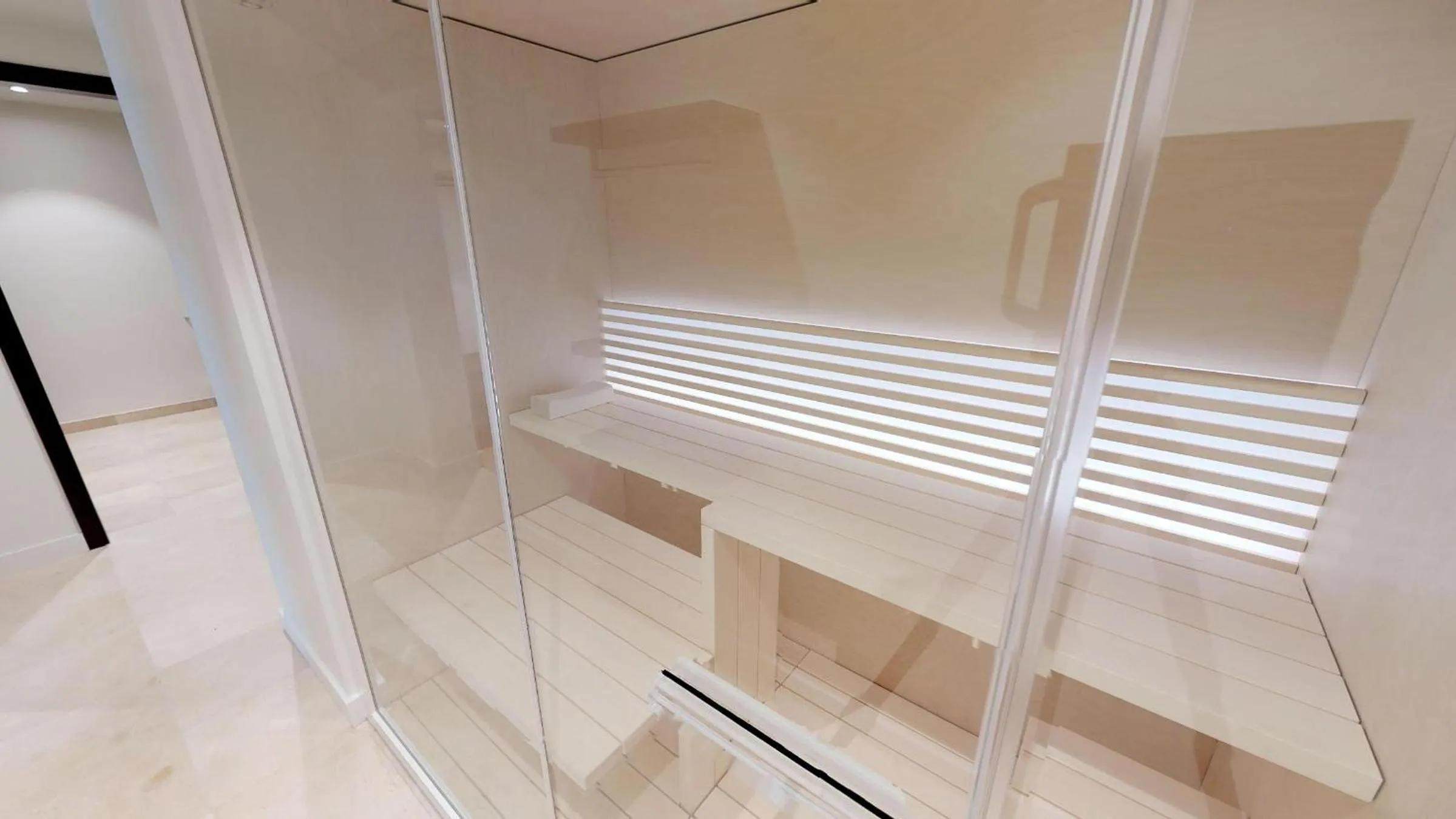 White Pearl Apartment 1.12