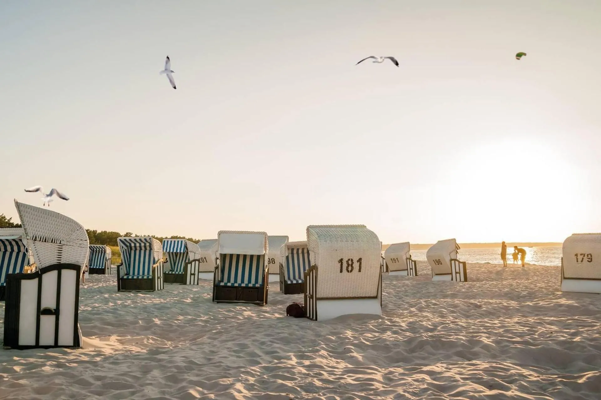 Beach in White Pearl Apartment 1.10