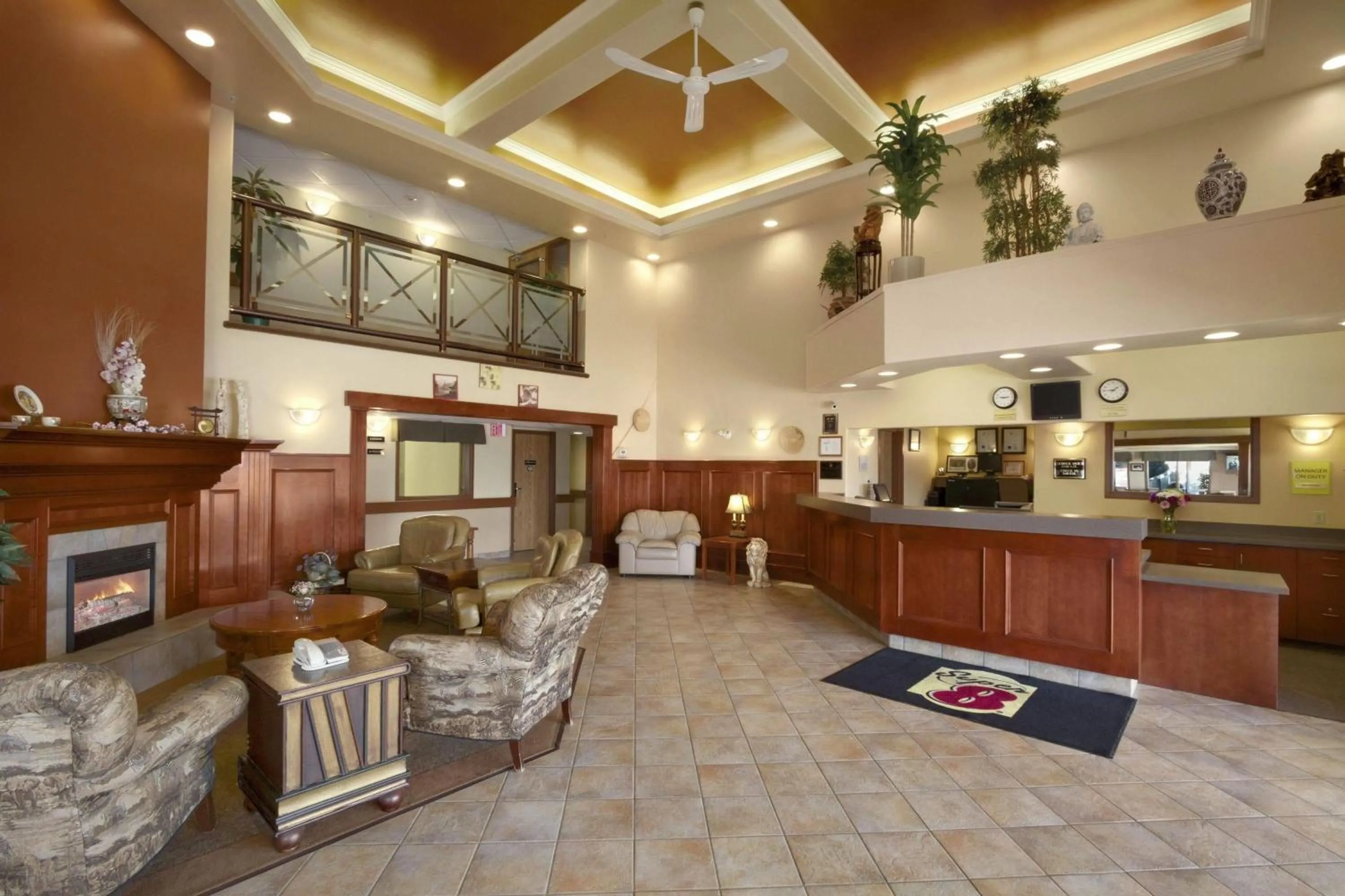 Lobby or reception in Super 8 by Wyndham Fort St. John BC