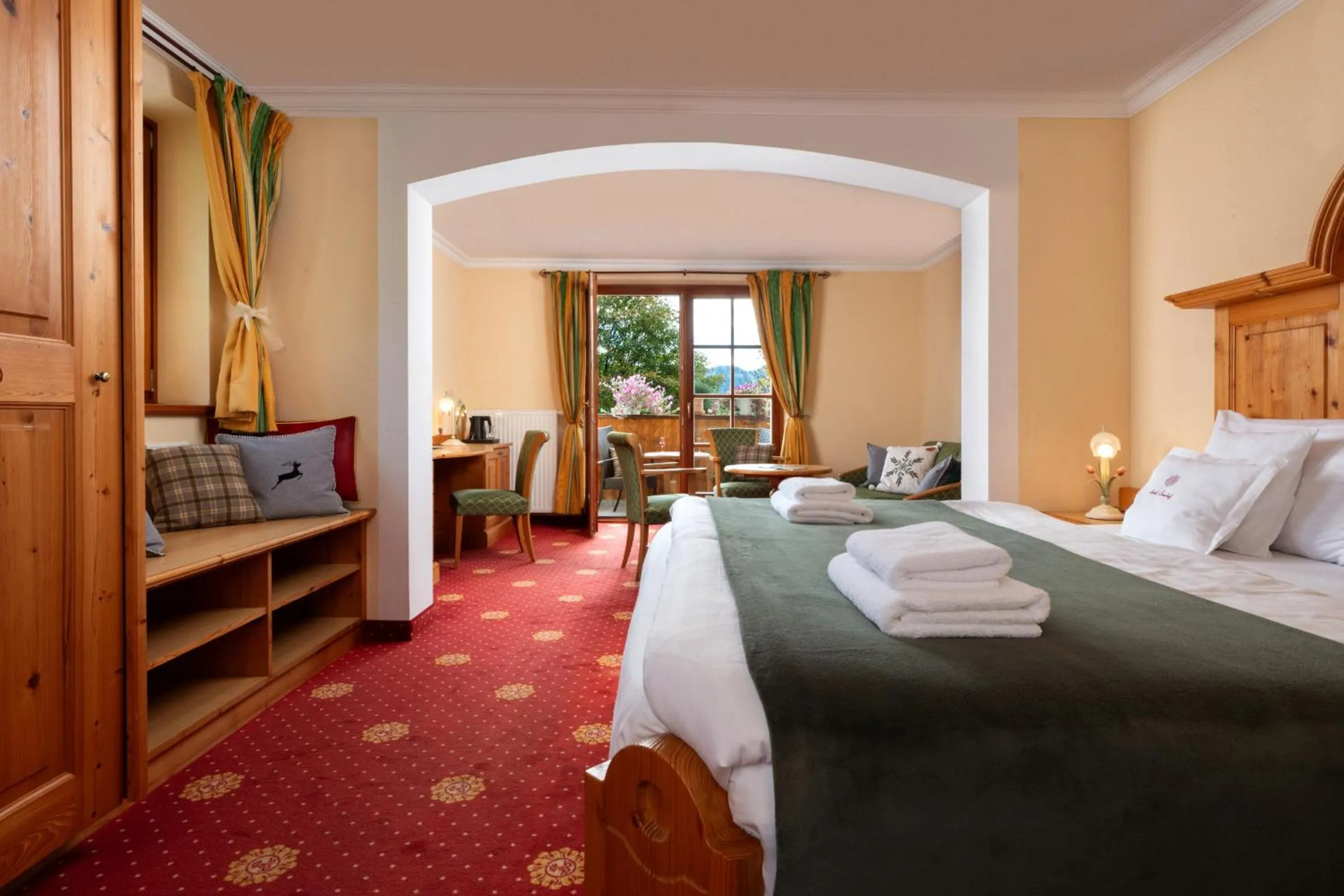 Bedroom, Bed in Sonnhof am Hochkönig