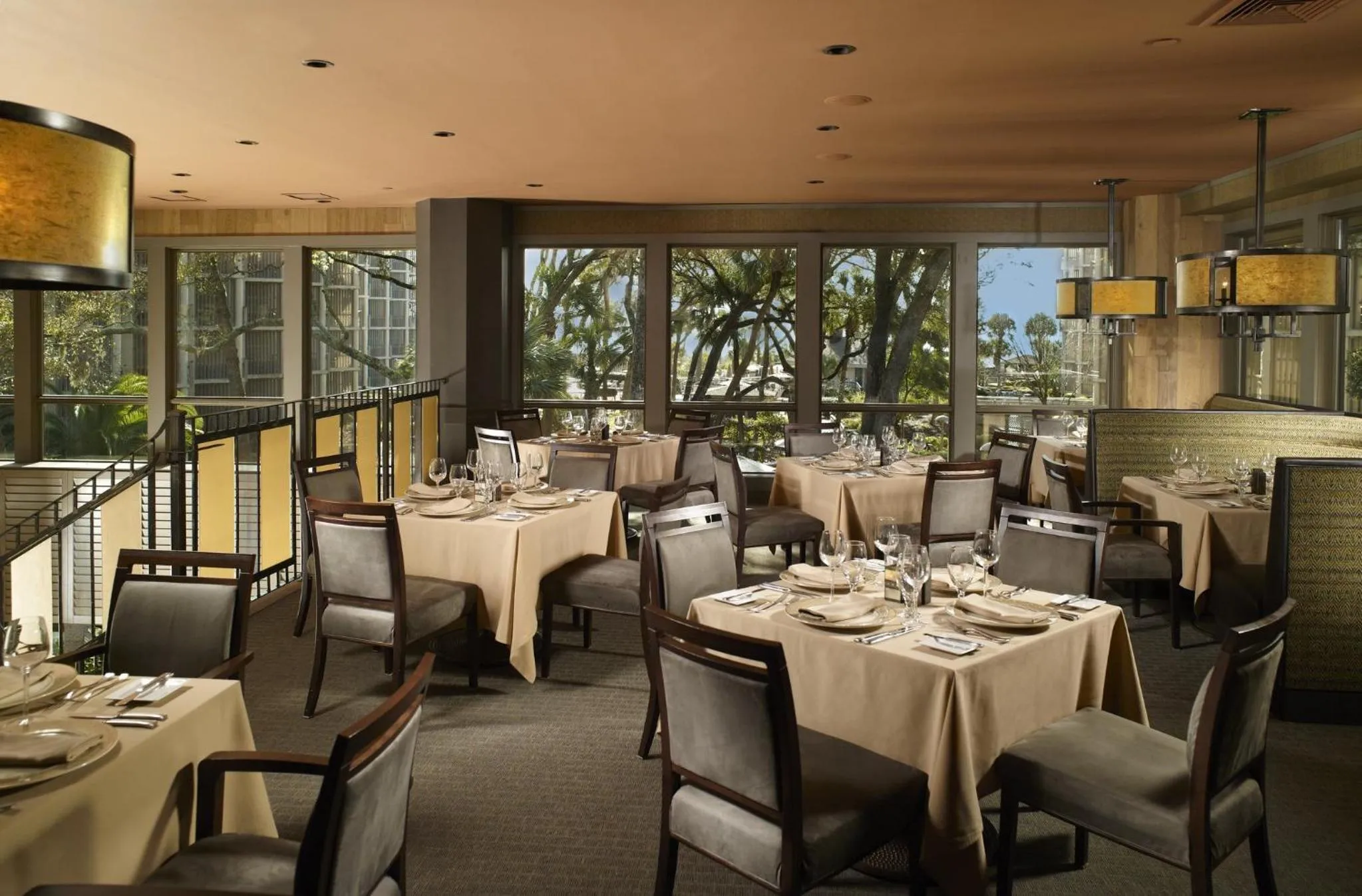Restaurant/places to eat in Omni Hilton Head Oceanfront Resort