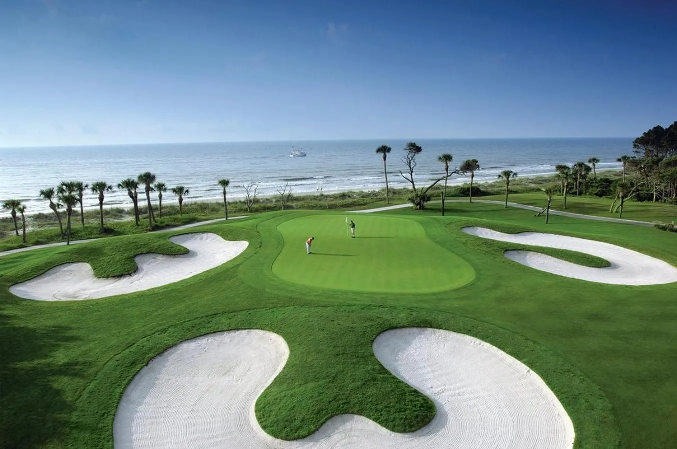 Golfcourse in Omni Hilton Head Oceanfront Resort