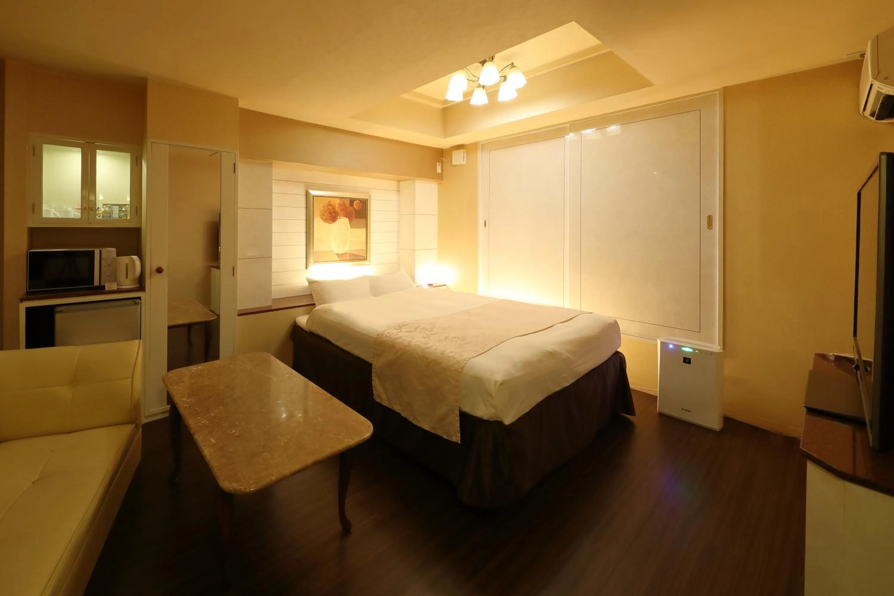 Photo of the whole room, Bed in Hotel Fine Olive Kyoto Yamashina (Adult Only)