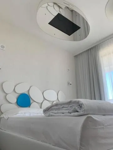 Bed in Marina Verde Resort Official