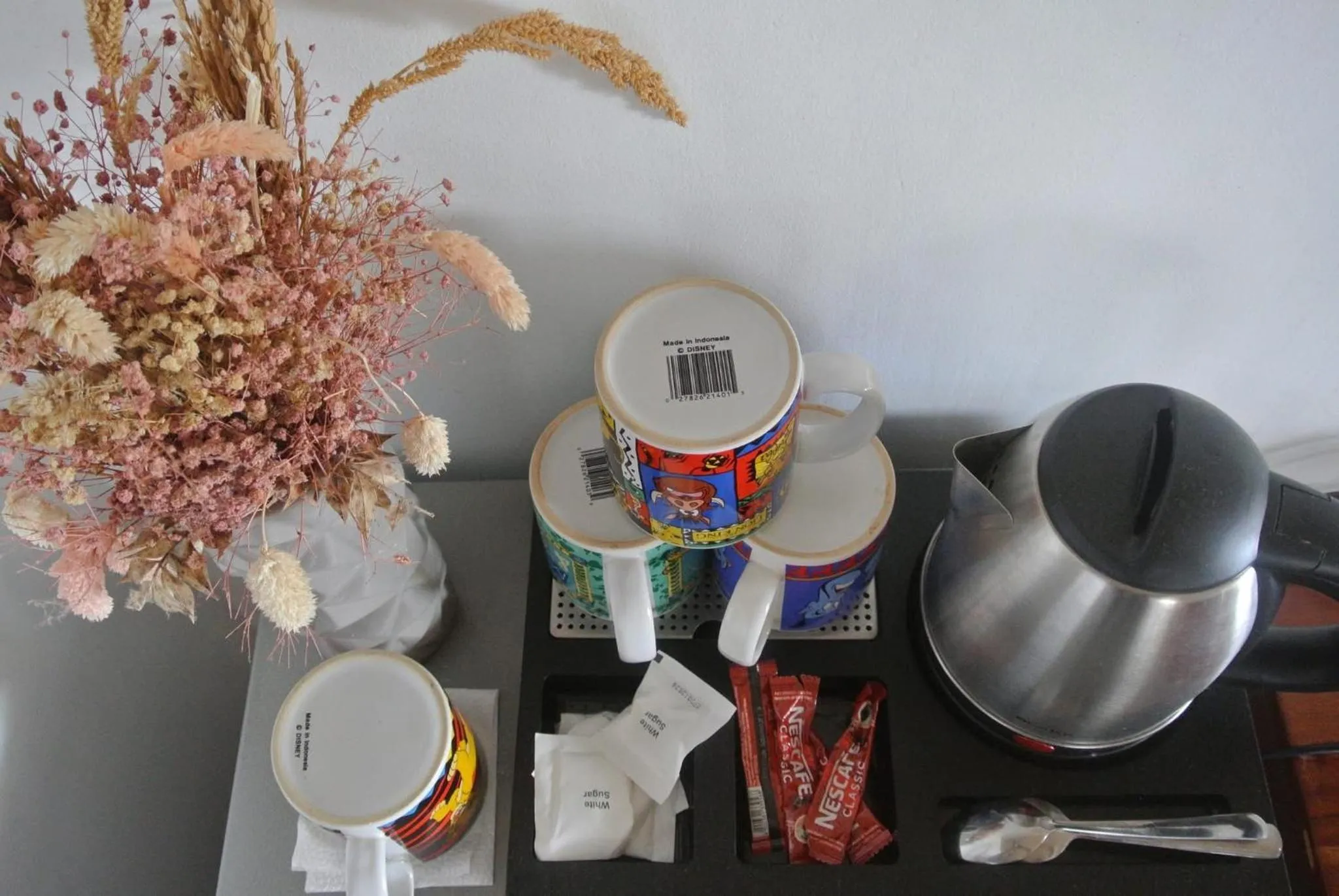 Coffee/tea facilities in Tongatok Cliff Resort