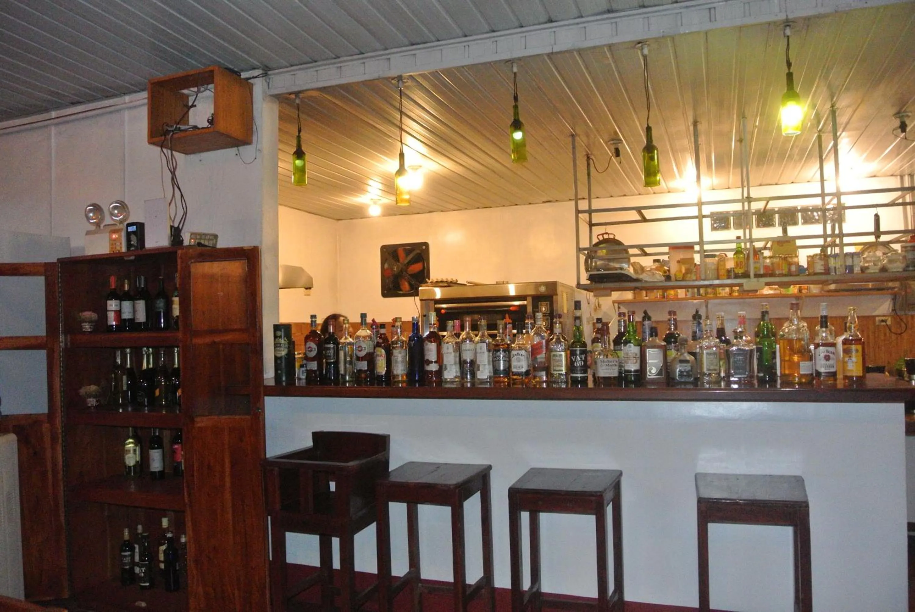 Restaurant/places to eat in Tongatok Cliff Resort